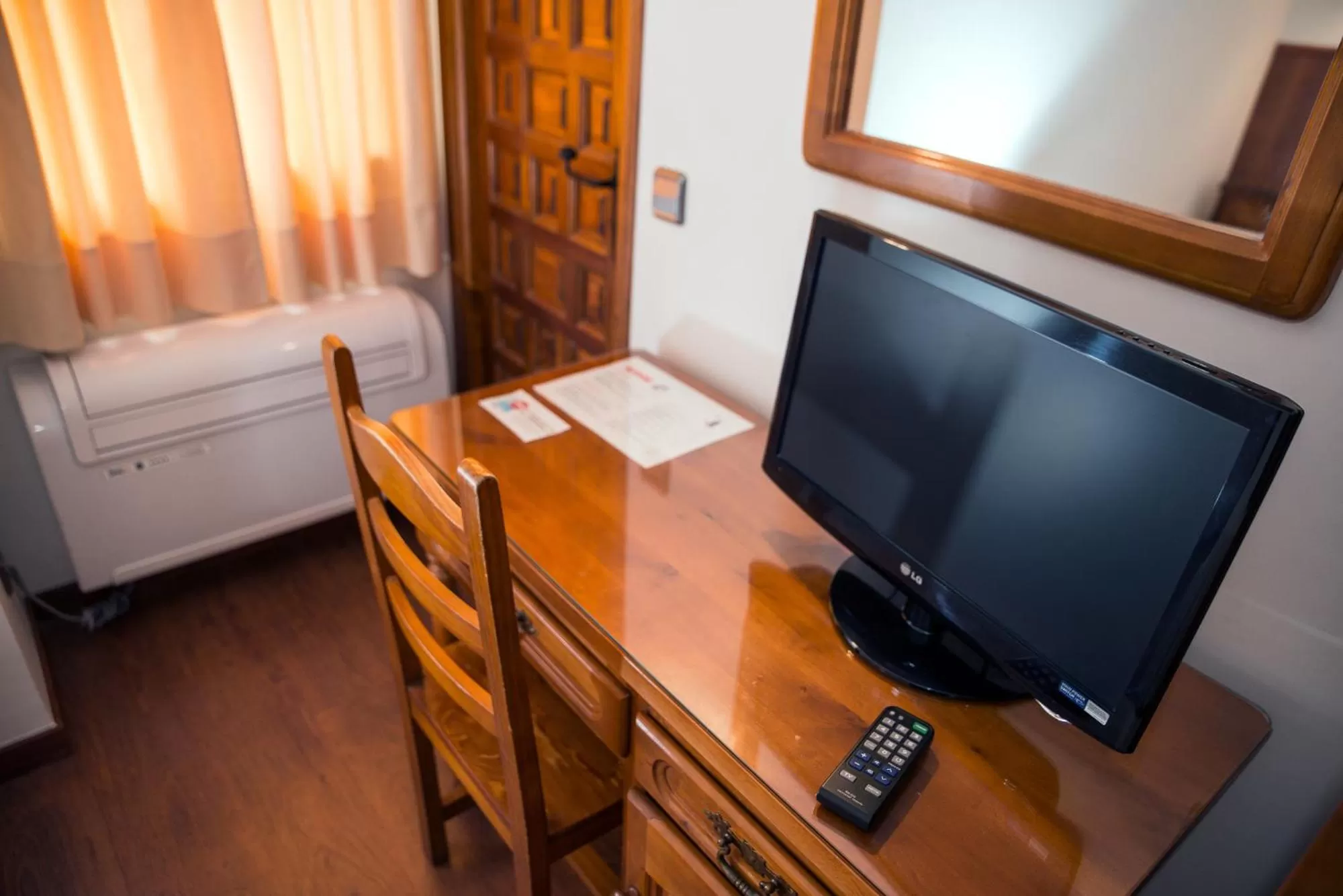Bedroom, Bed in Hotel Santa Isabel