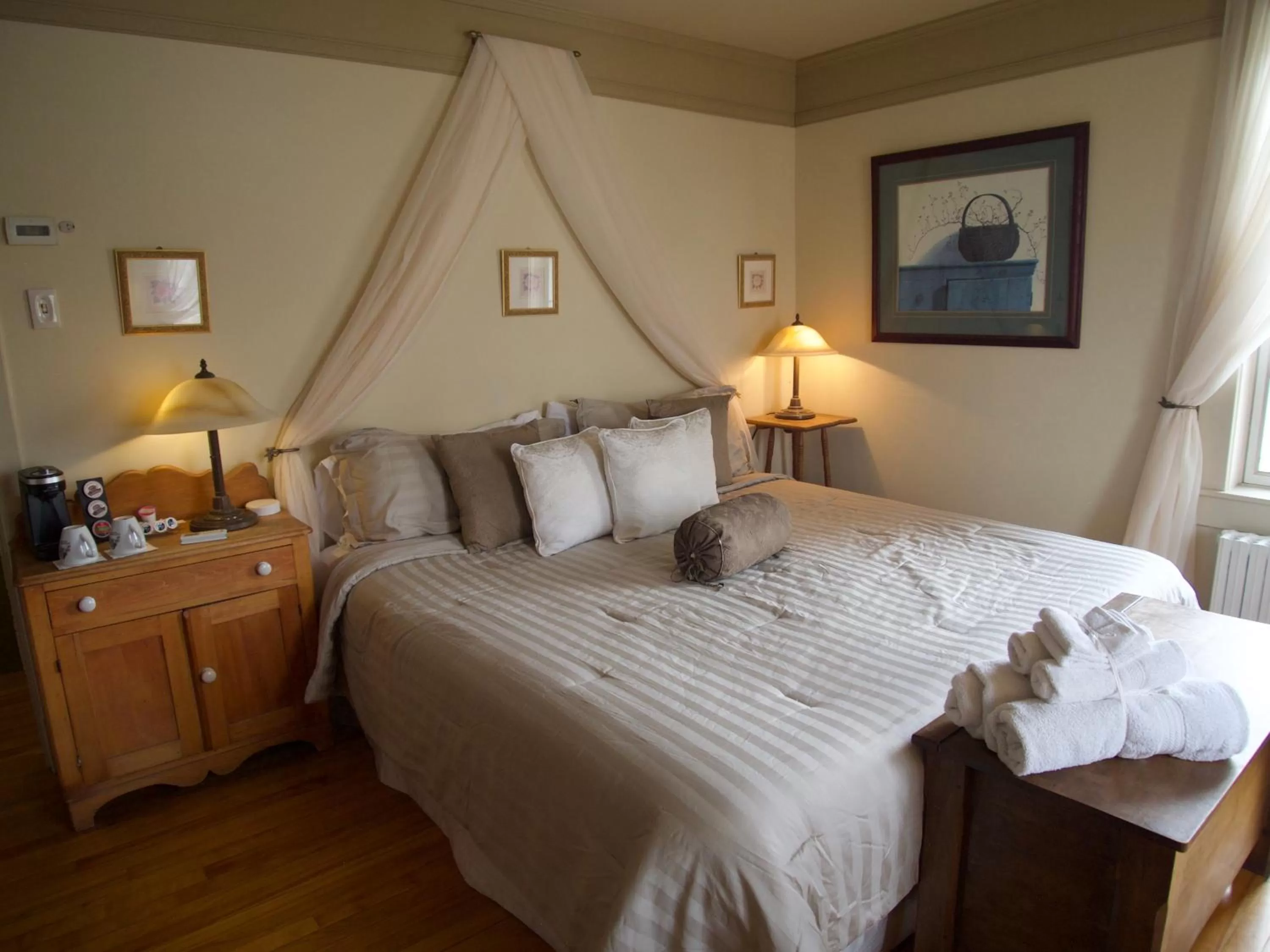 Bed in Au Manoir de la rue Merry