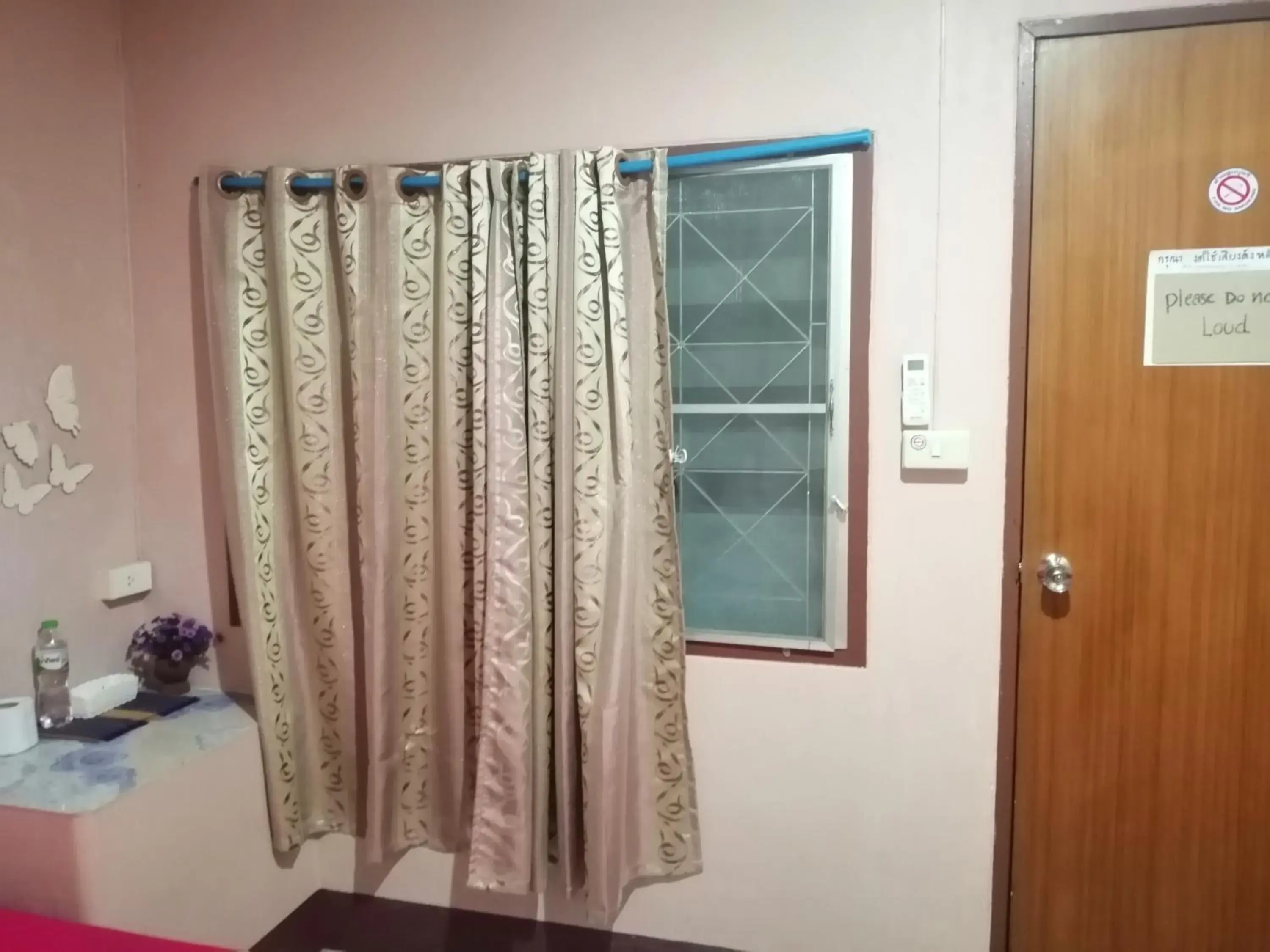 Standard Double Room with Air-conditioning in Canaan Guesthouse