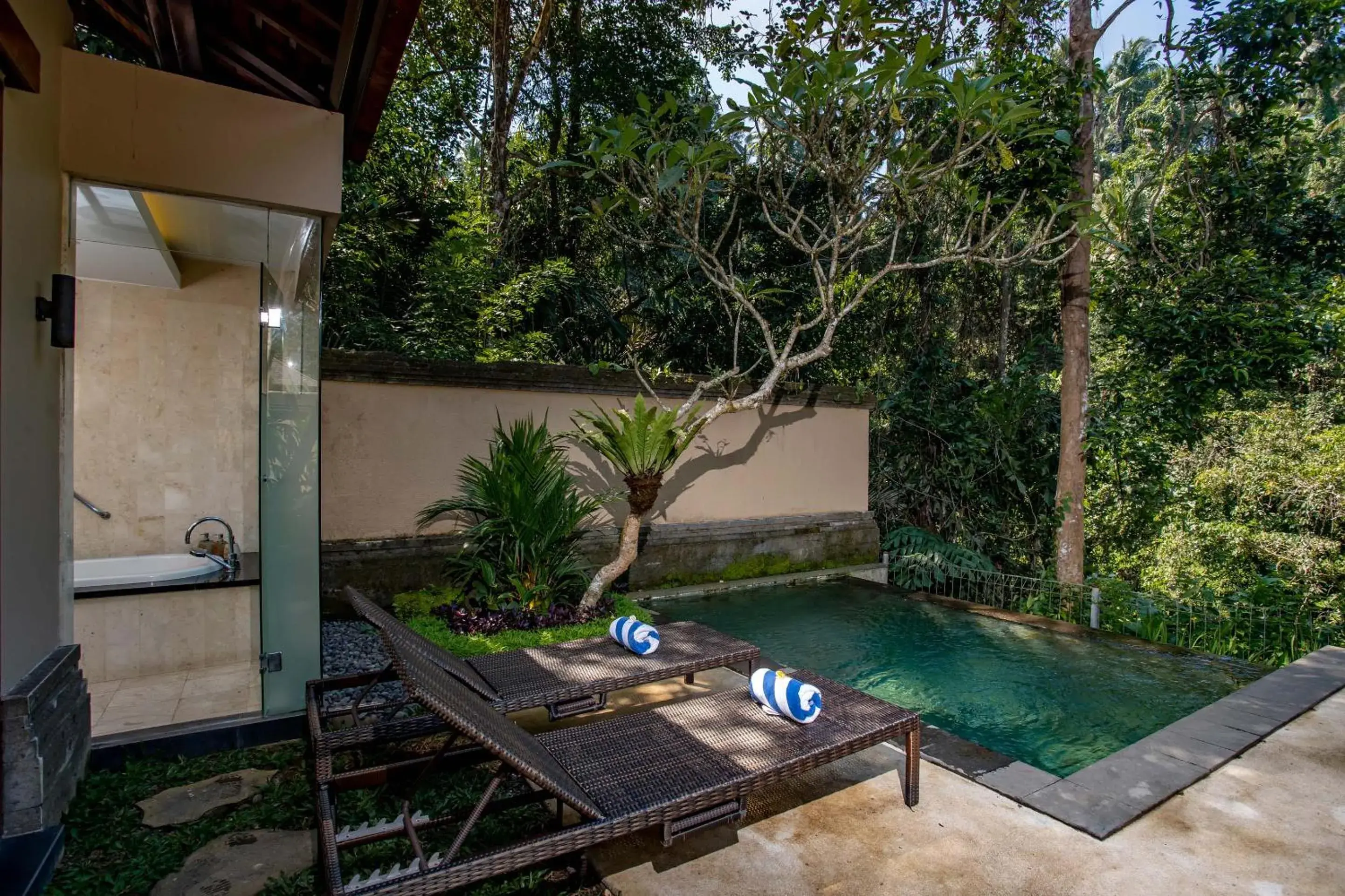 Pool view, Swimming Pool in The Lokha Ubud Resort Villas and Spa