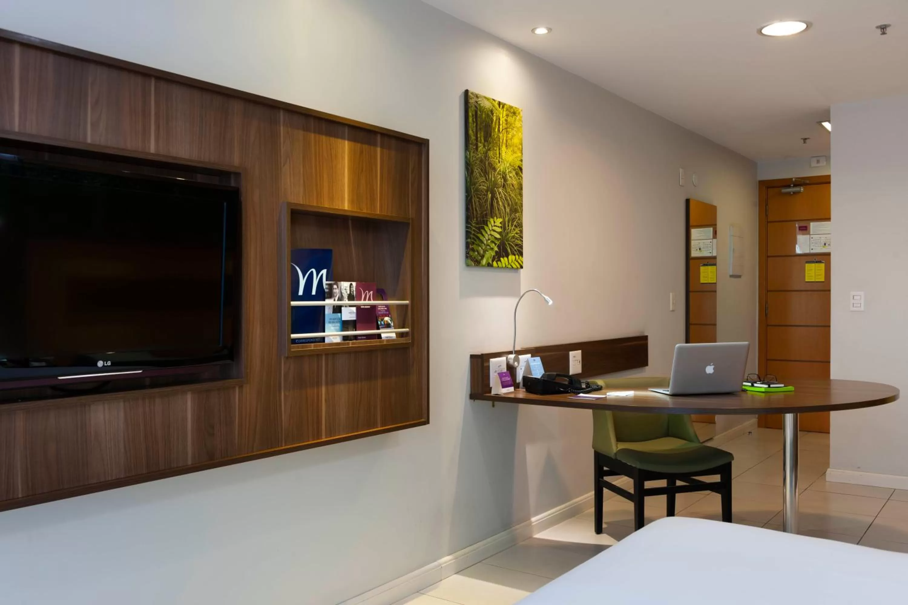 TV and multimedia in Mercure Rio de Janeiro Nova Iguaçu