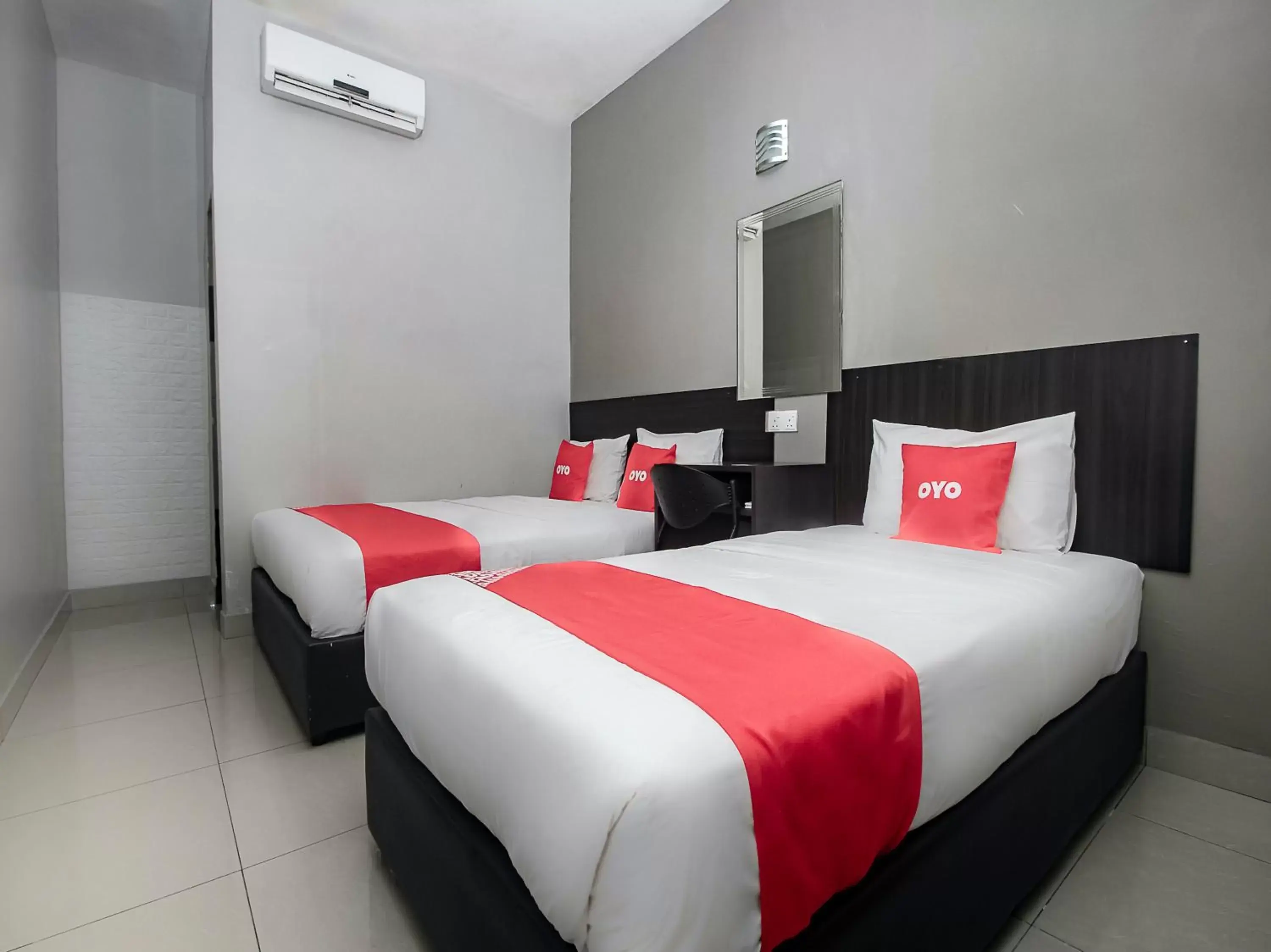 Bedroom, Bed in OYO 89885 Nice Stay Three Six Five Services