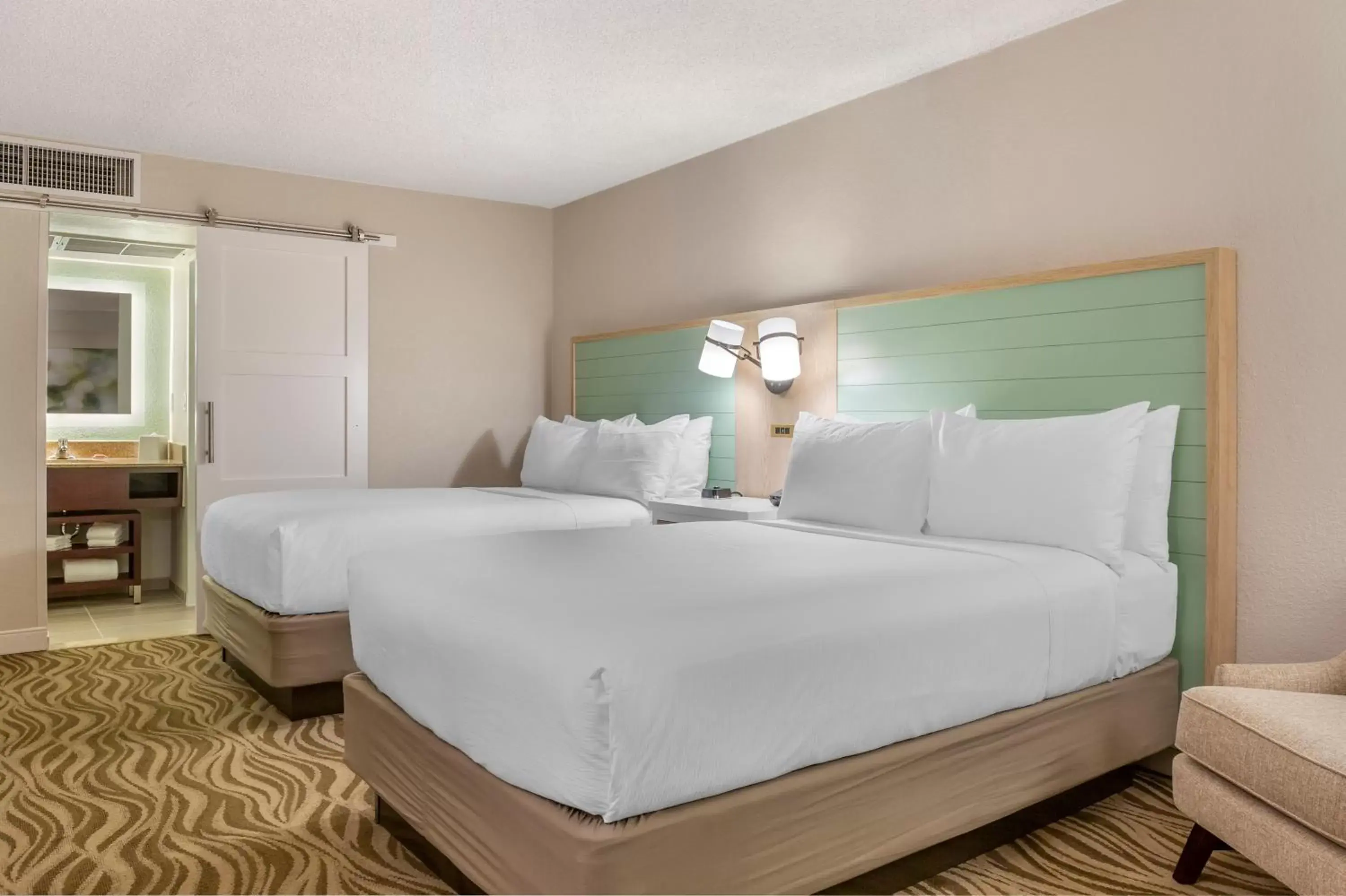 Bedroom, Bed in Wyndham Garden Lake Buena Vista Disney Springs® Resort Area