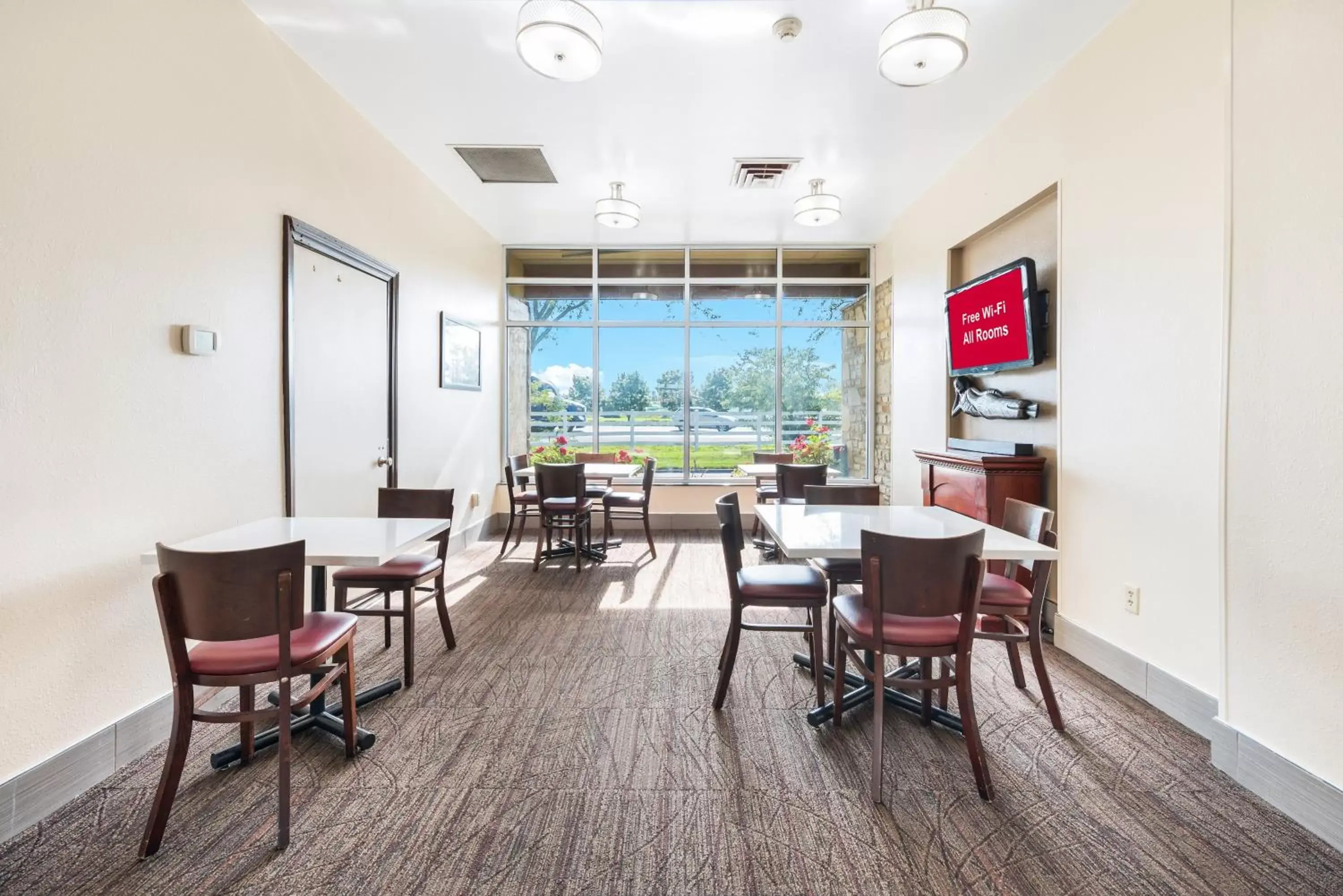 Lobby or reception in Red Roof Inn Columbus - Grove City