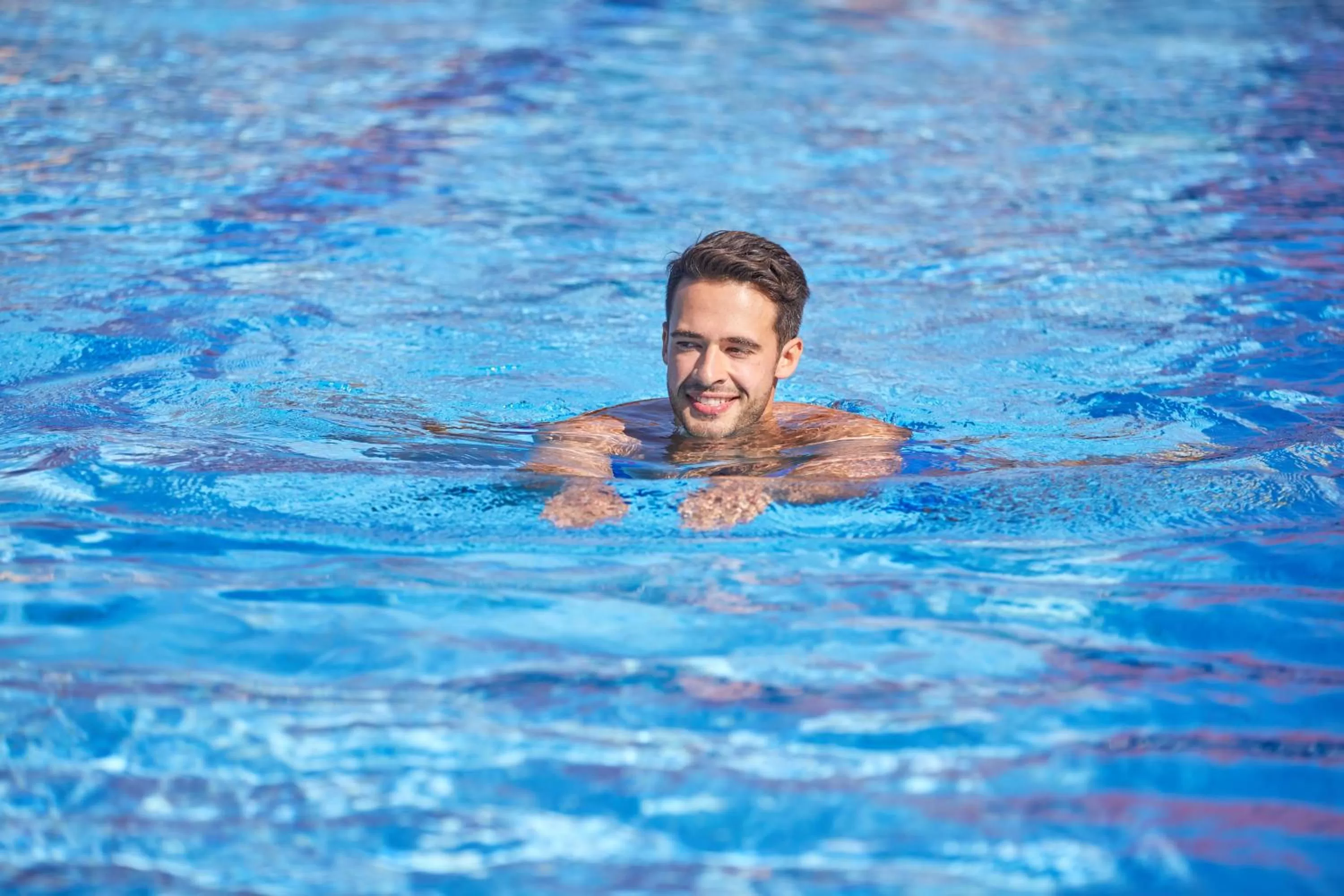 Pool view in Appartement-Haus Blumenhof