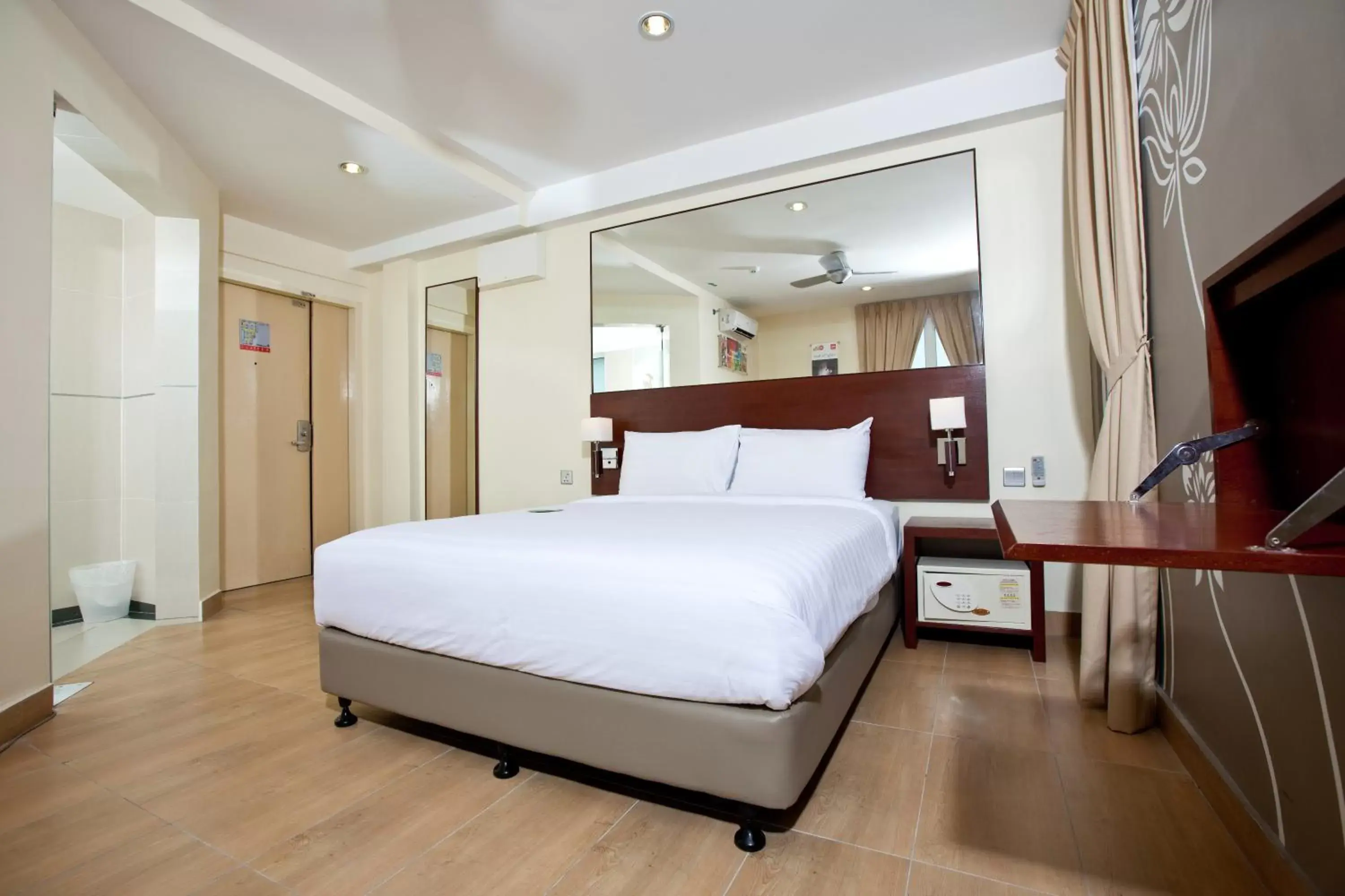 Bedroom, Bed in Tune Hotel Georgetown Penang
