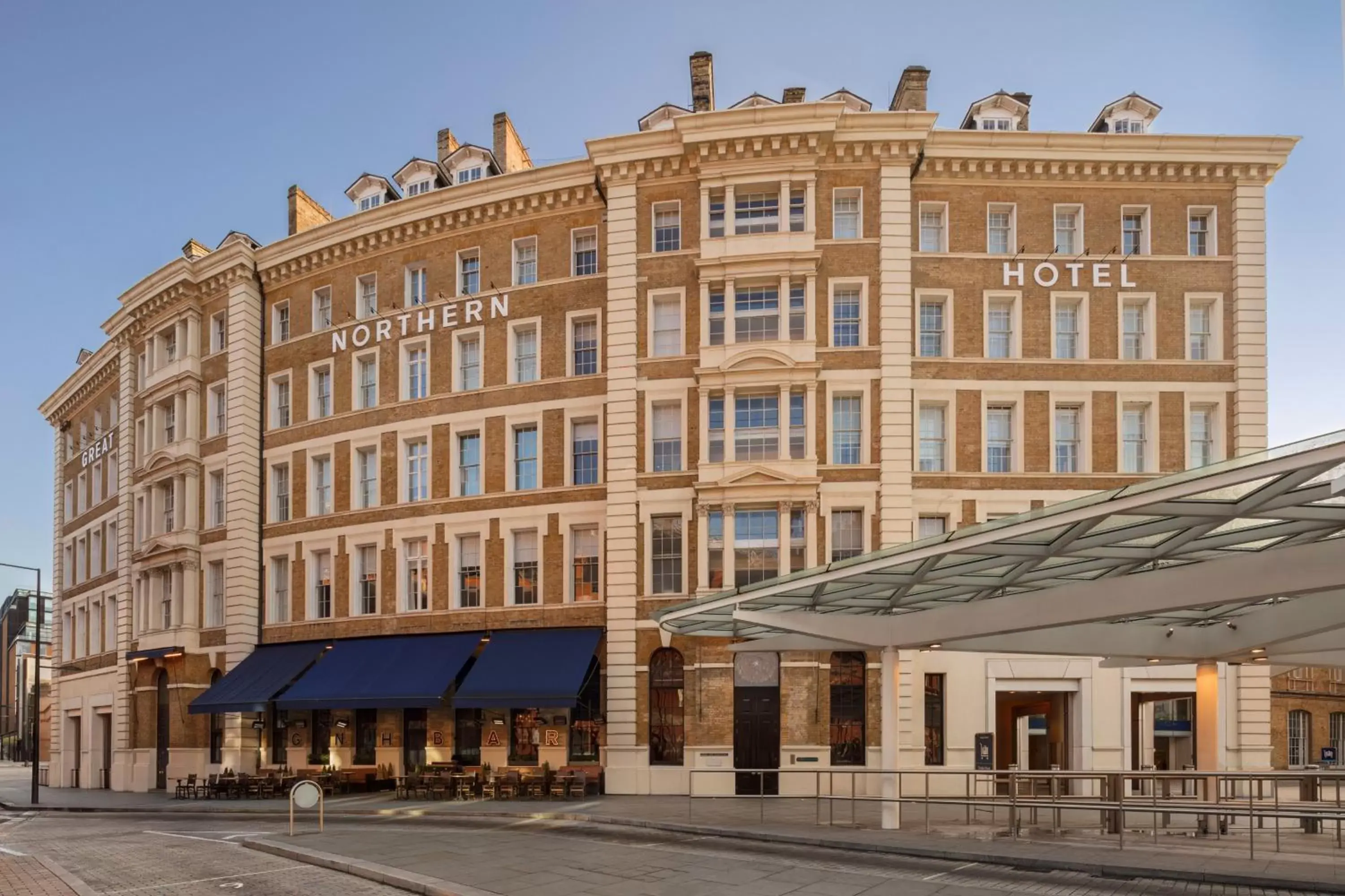 Property Building in Great Northern Hotel, A Tribute Portfolio Hotel, London