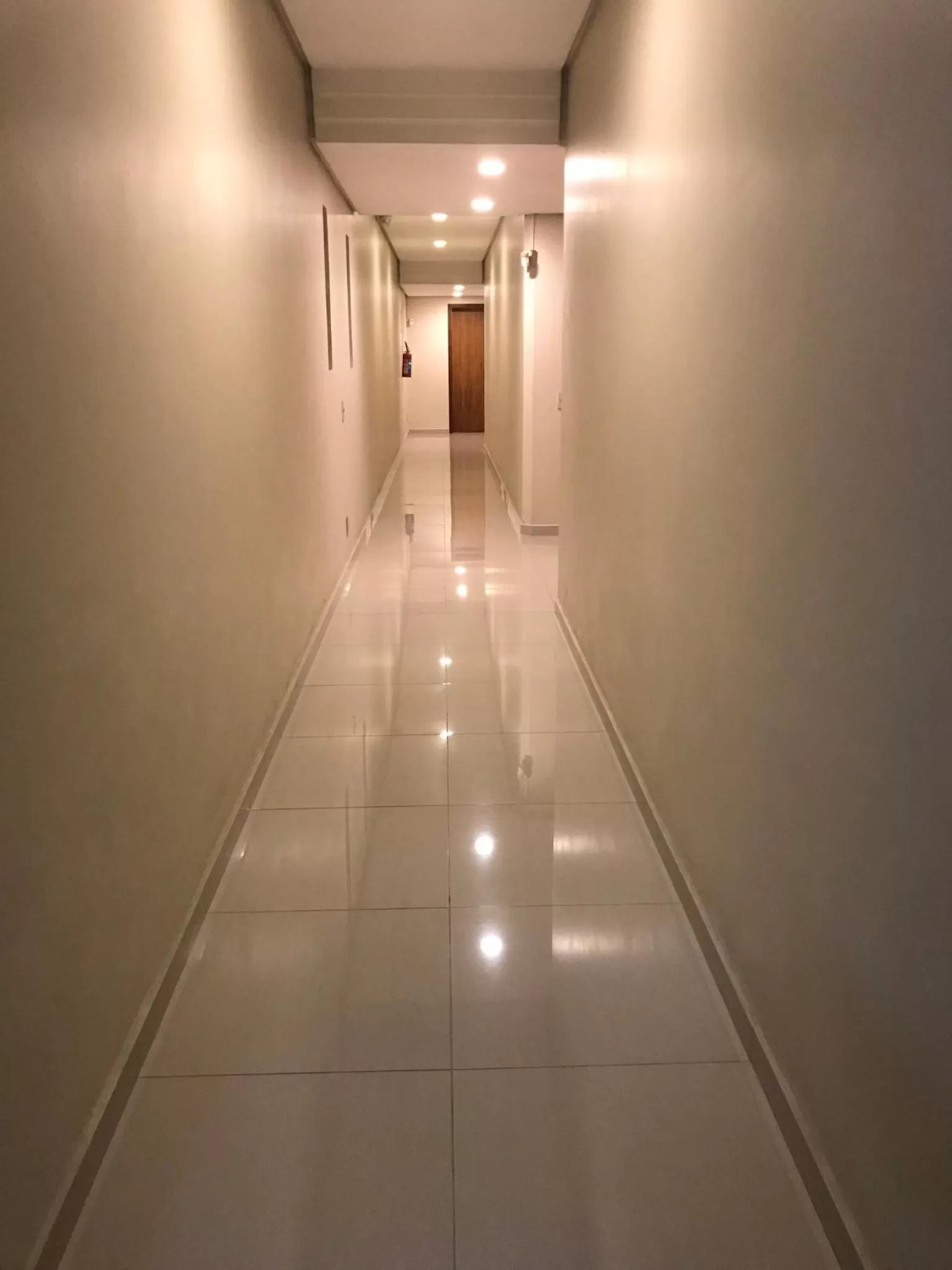 Wall Street Flat Service