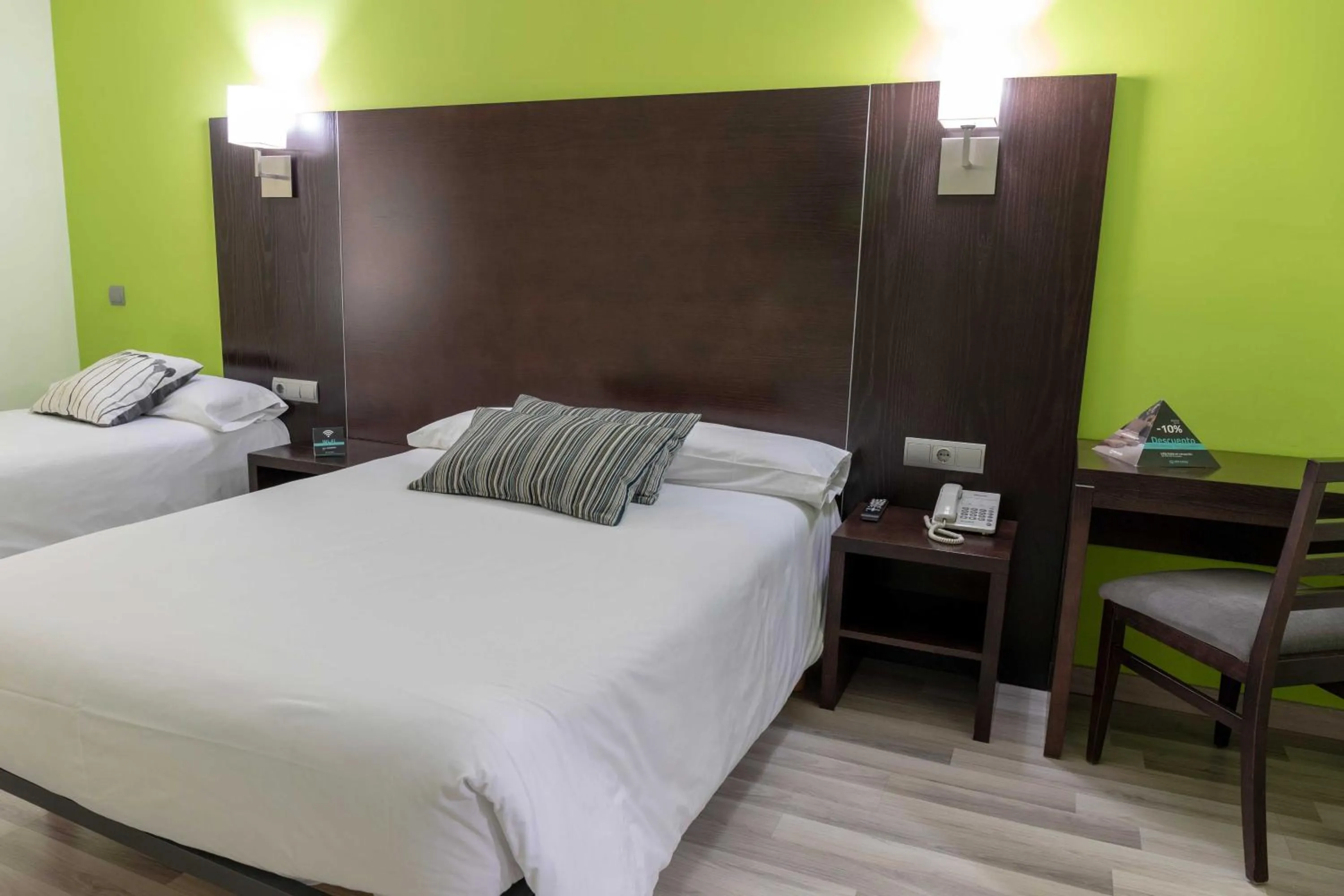 Bed in Hotel Alda Cardeña