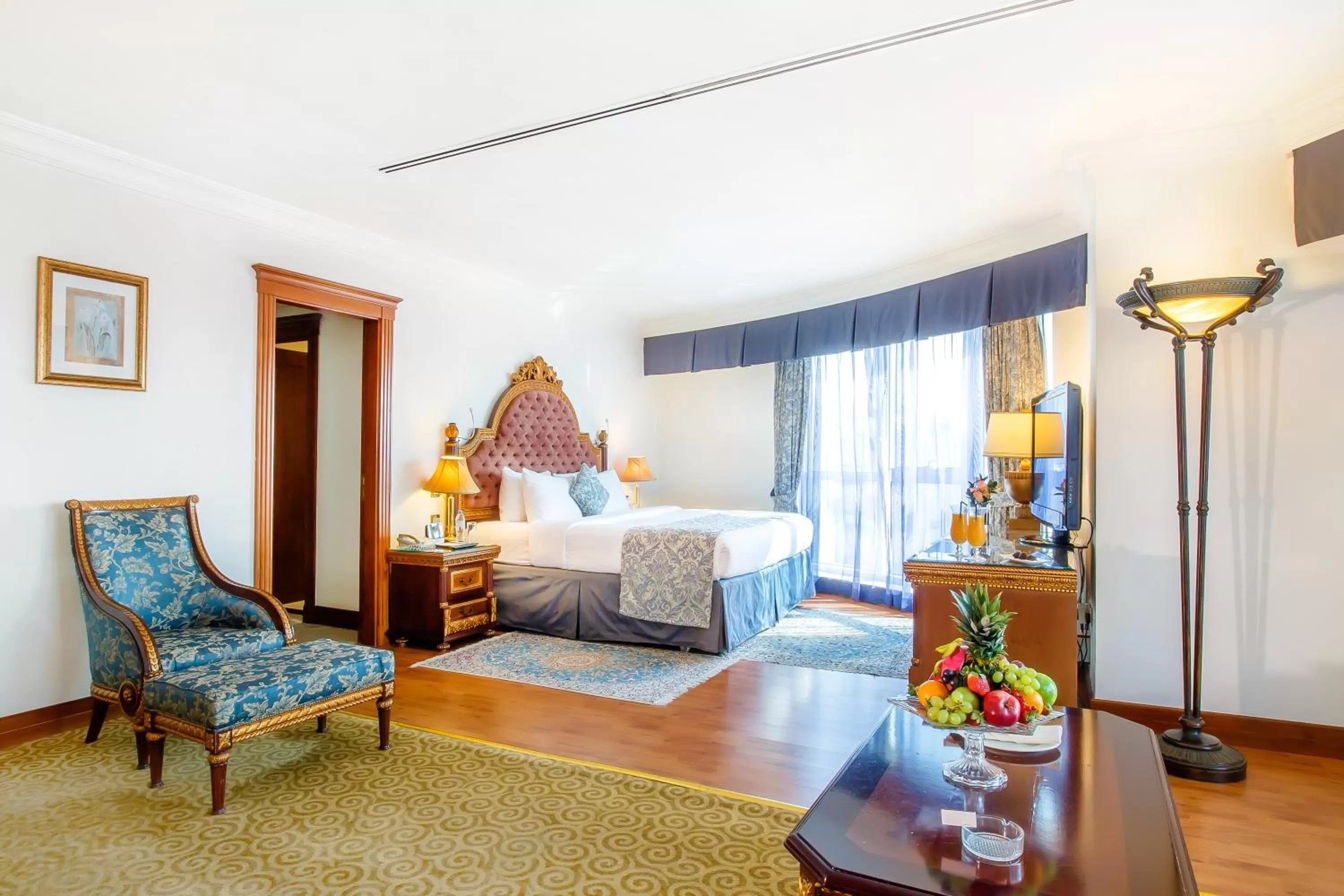 Bedroom, Bed in Grand Excelsior Hotel Bur Dubai