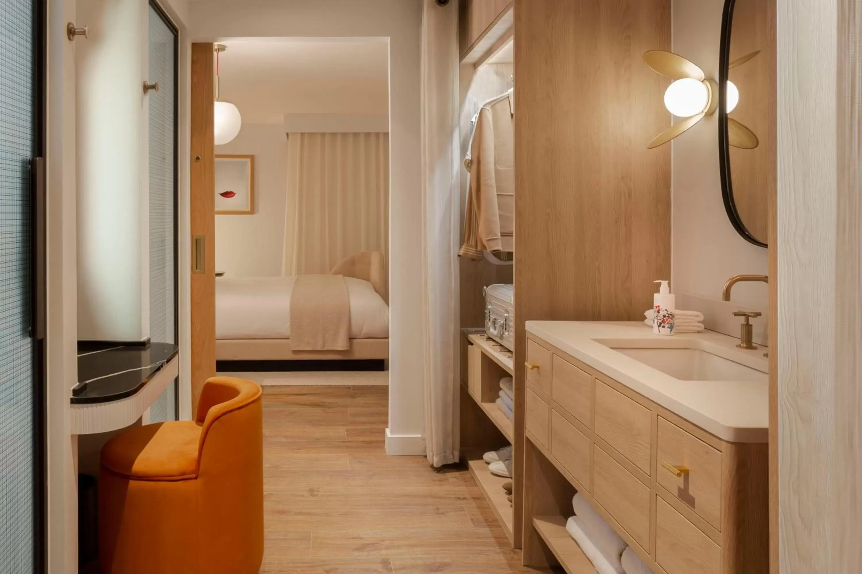 Grand Chamber Junior Terrace Suite in Virgin Hotels Glasgow Grand Chamber Junior Terrace Suite in Virgin Hotels Glasgow