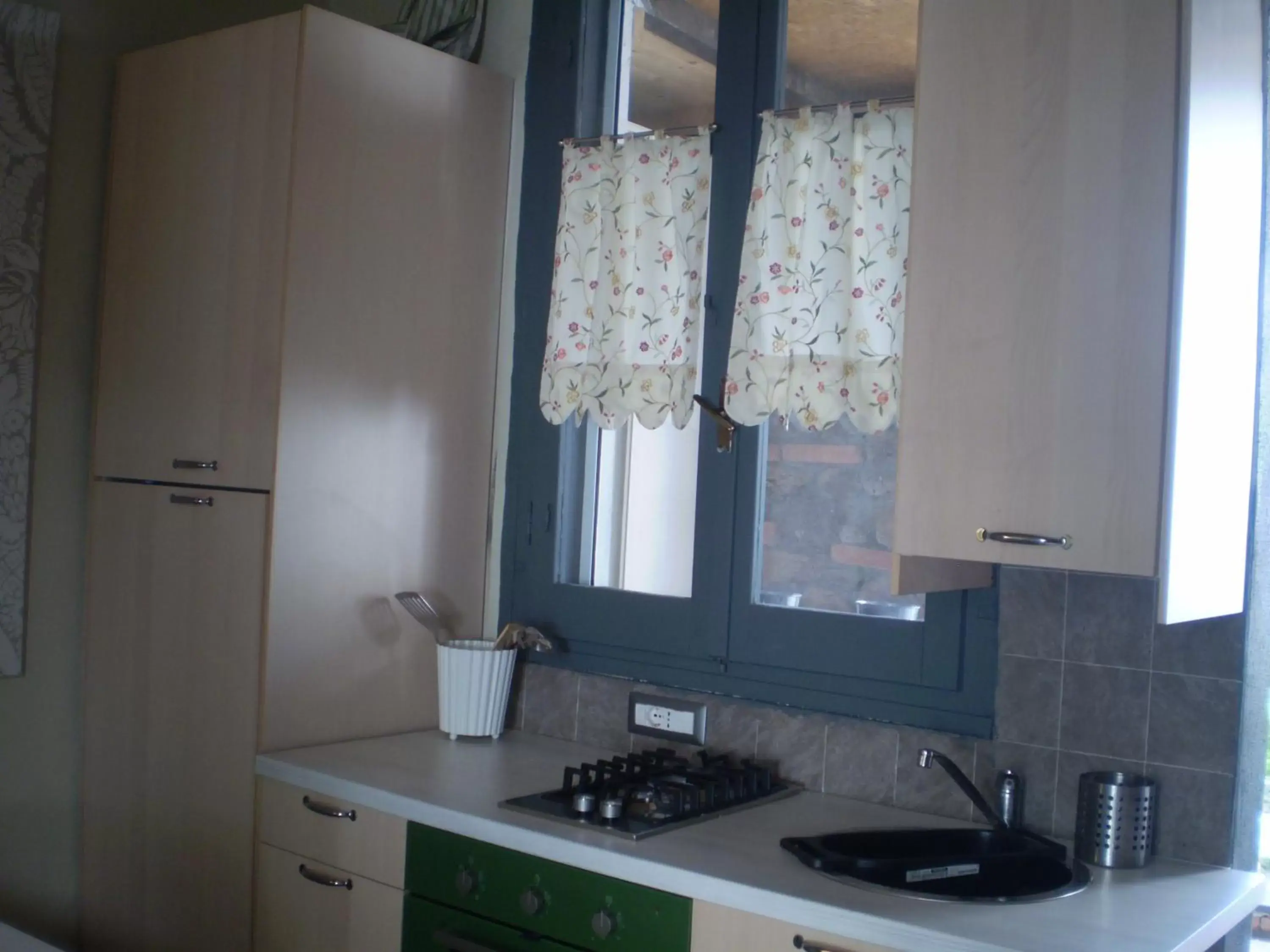 View (from property/room), Kitchen/Kitchenette in Il Giardino Di Emilio
