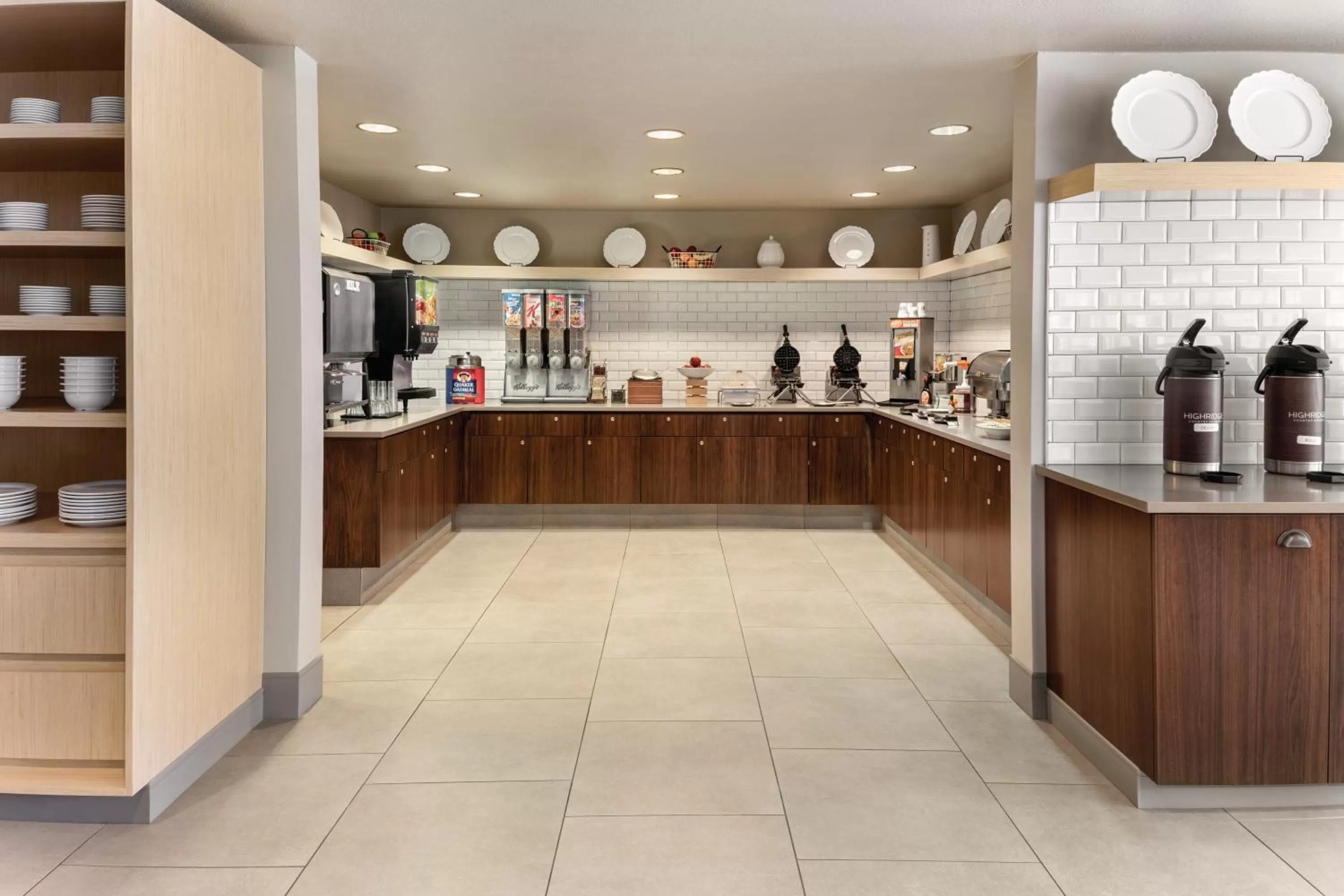 Restaurant/places to eat in Country Inn & Suites by Radisson, Green Bay East, WI