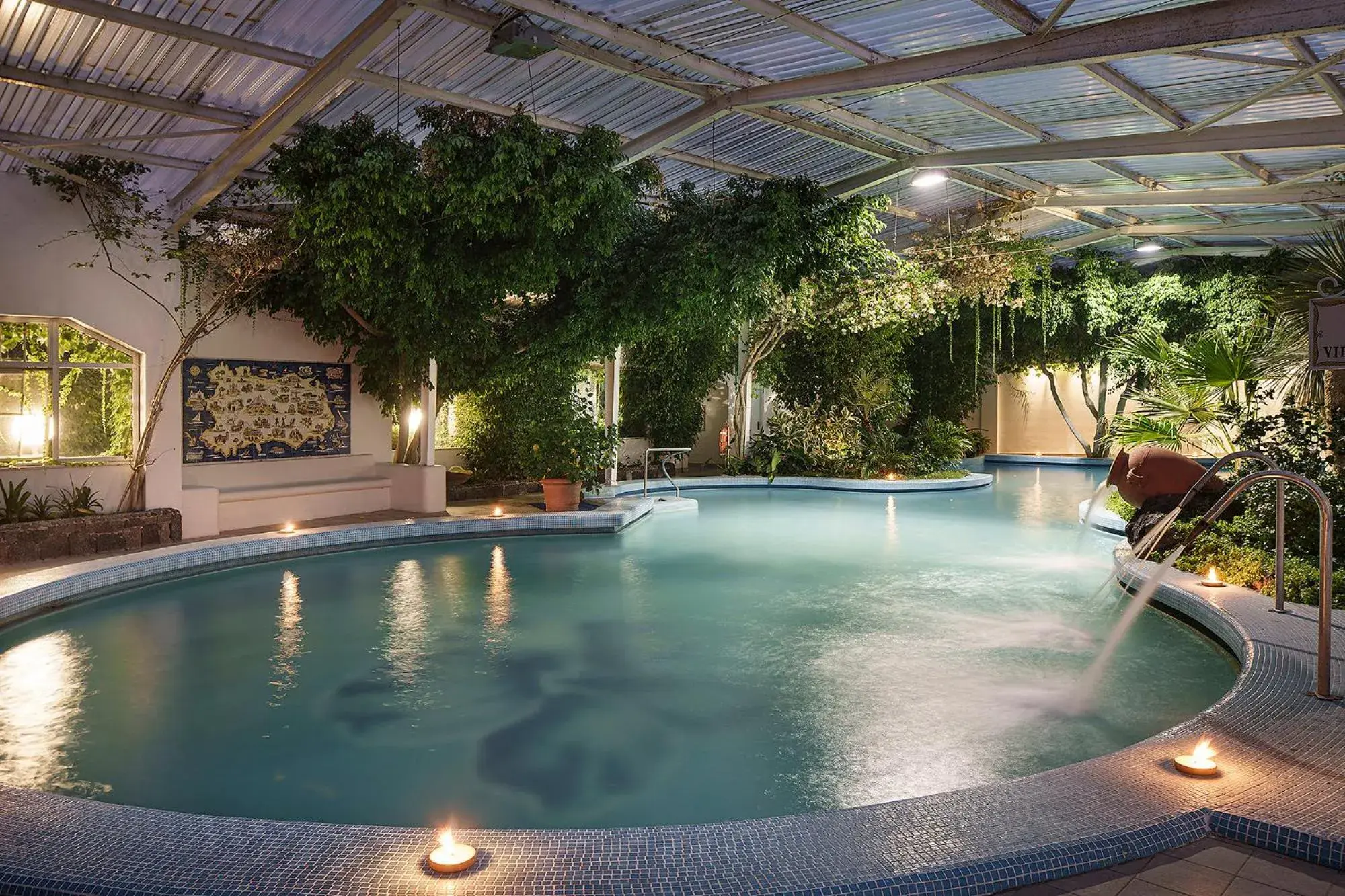 Swimming Pool in Hotel Continental Ischia