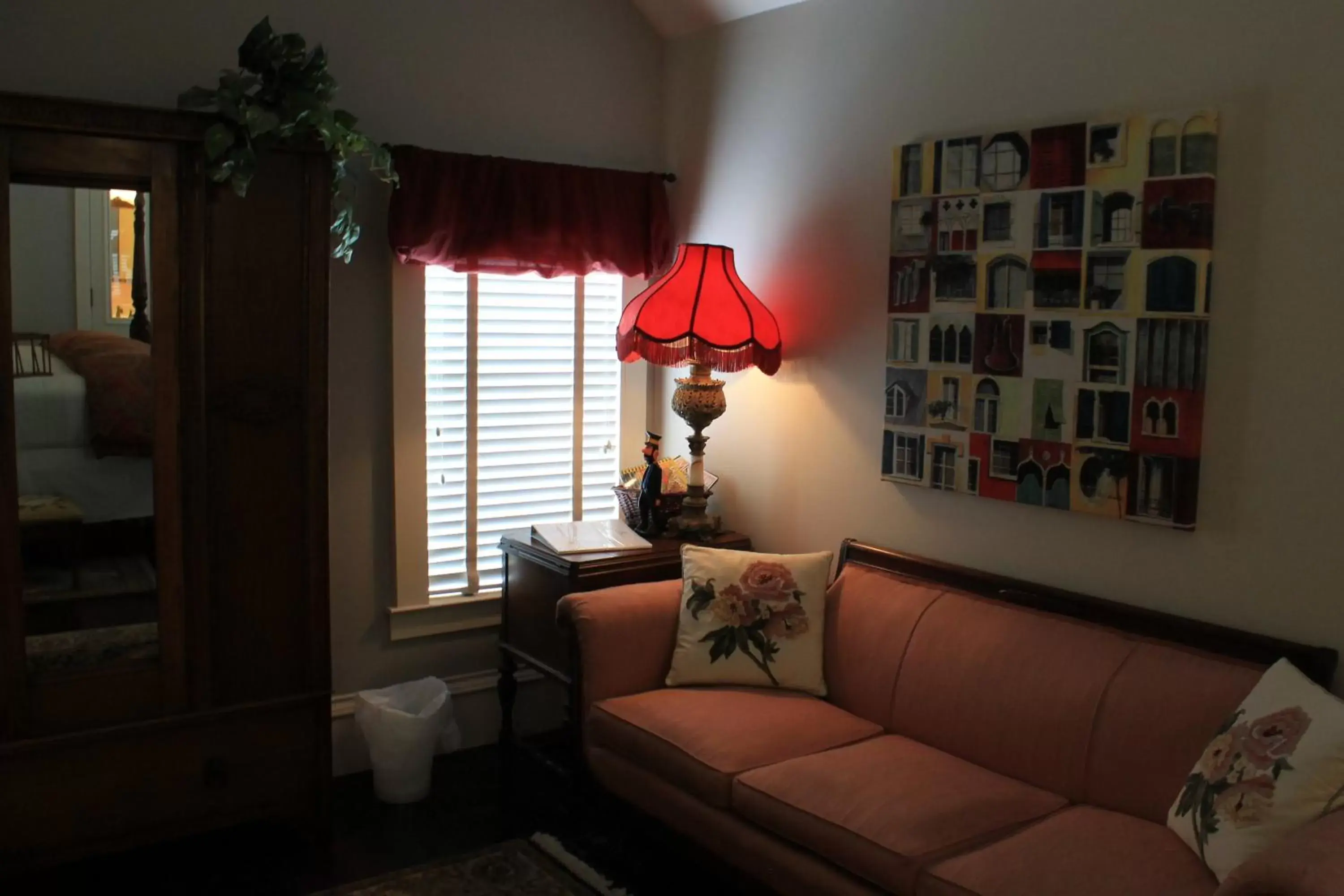 Photo of the whole room, Seating Area in Grand Magnolia Ballroom & Suites