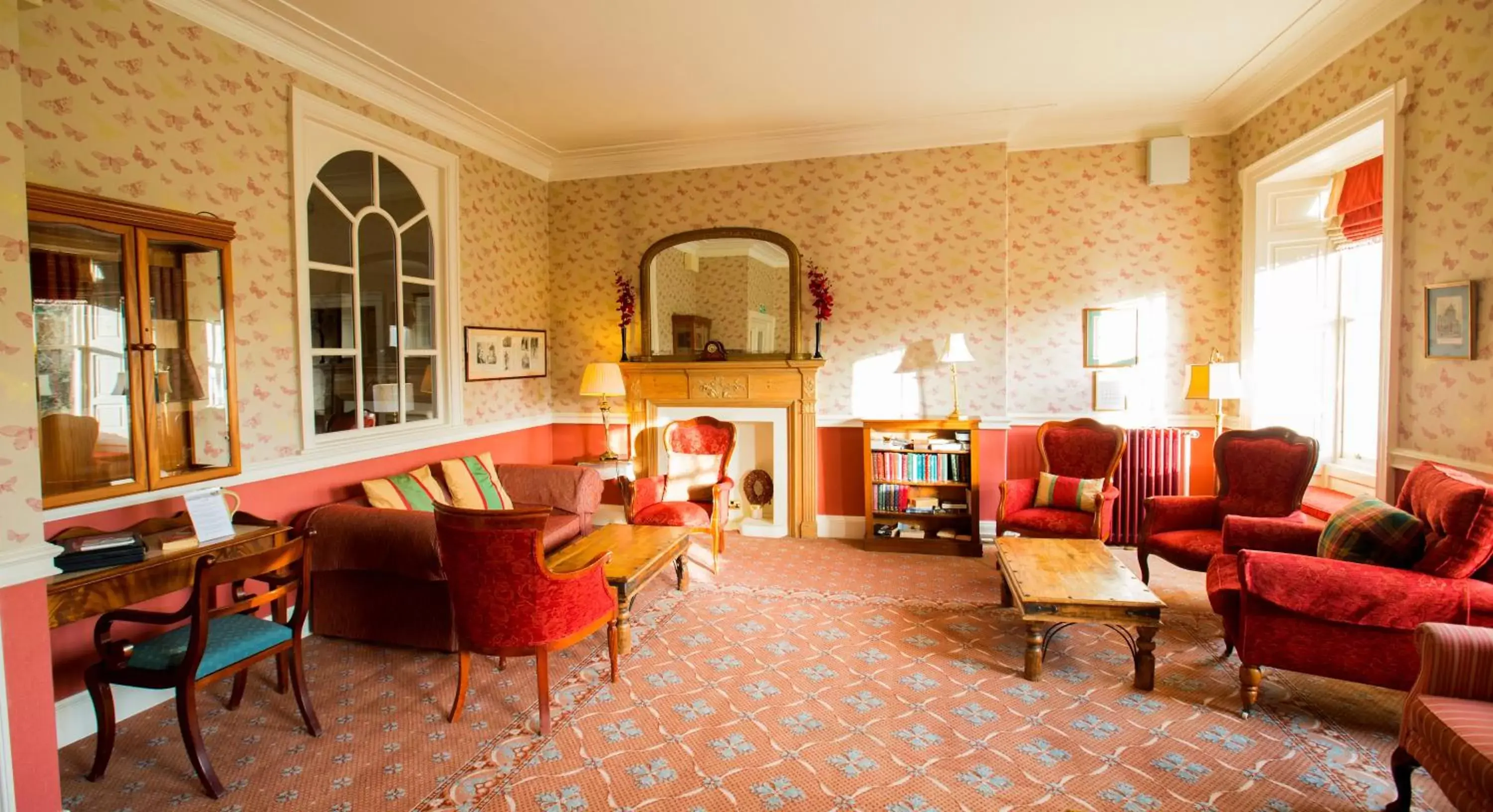 Lounge or bar in Dryburgh Abbey Hotel