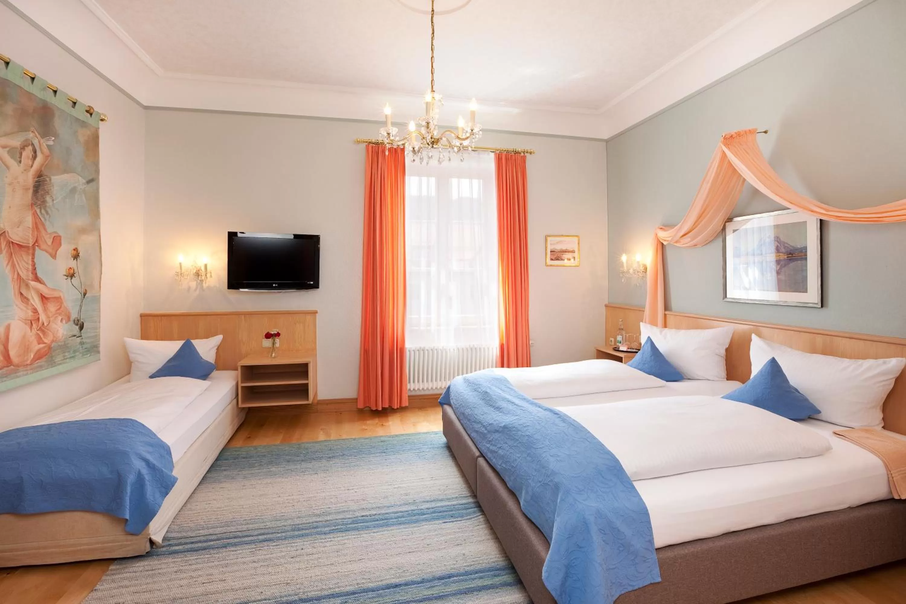 Photo of the whole room, Bed in Hotel Hirsch