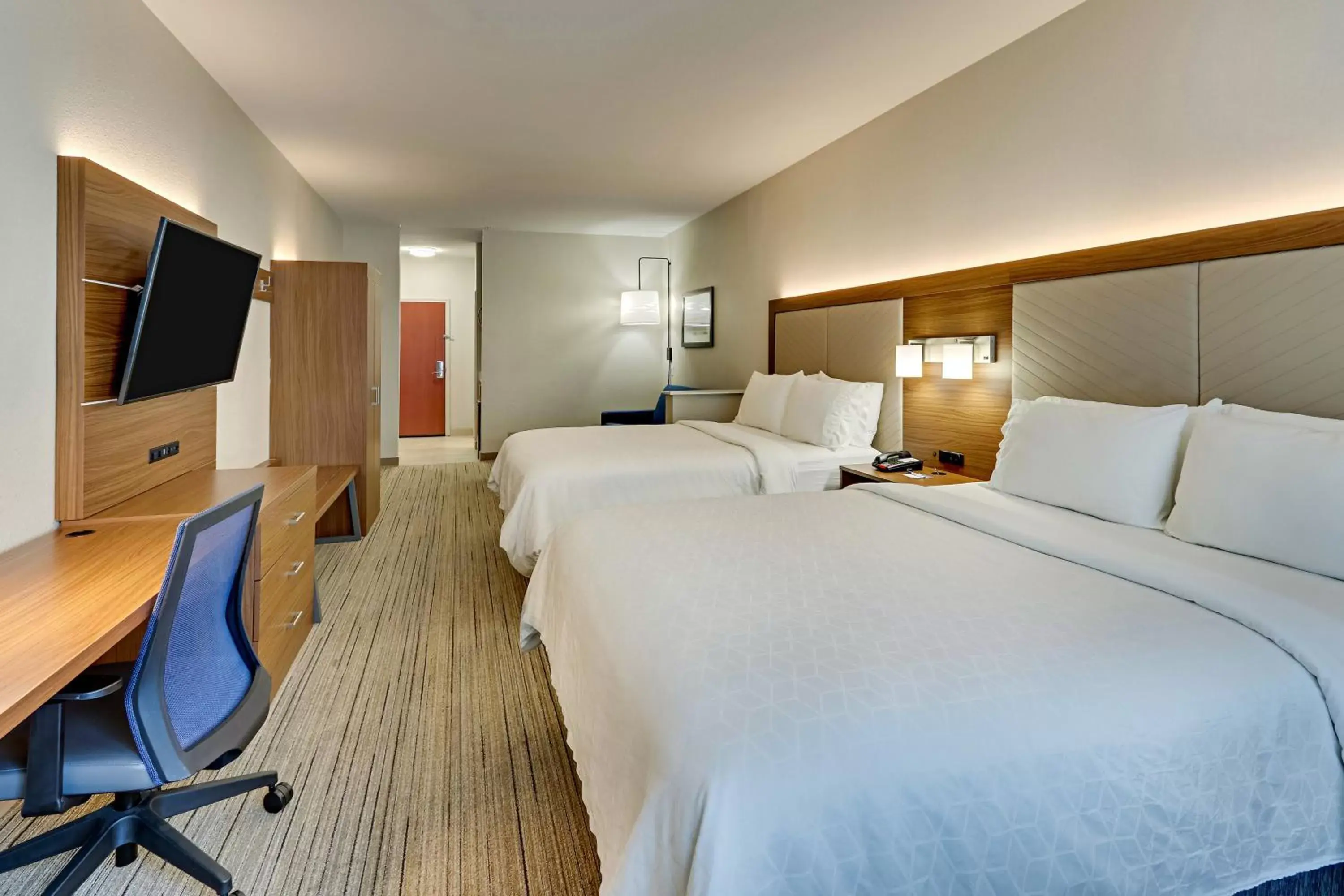 Photo of the whole room, Bed in Holiday Inn Express Hotel and Suites Weatherford, an IHG Hotel