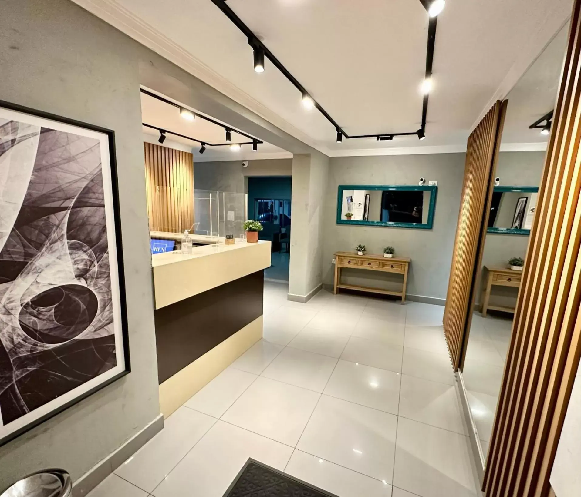 Lobby or reception in HLN Hotel - Expo - Anhembi Lobby or reception in HLN Hotel - Expo - Anhembi