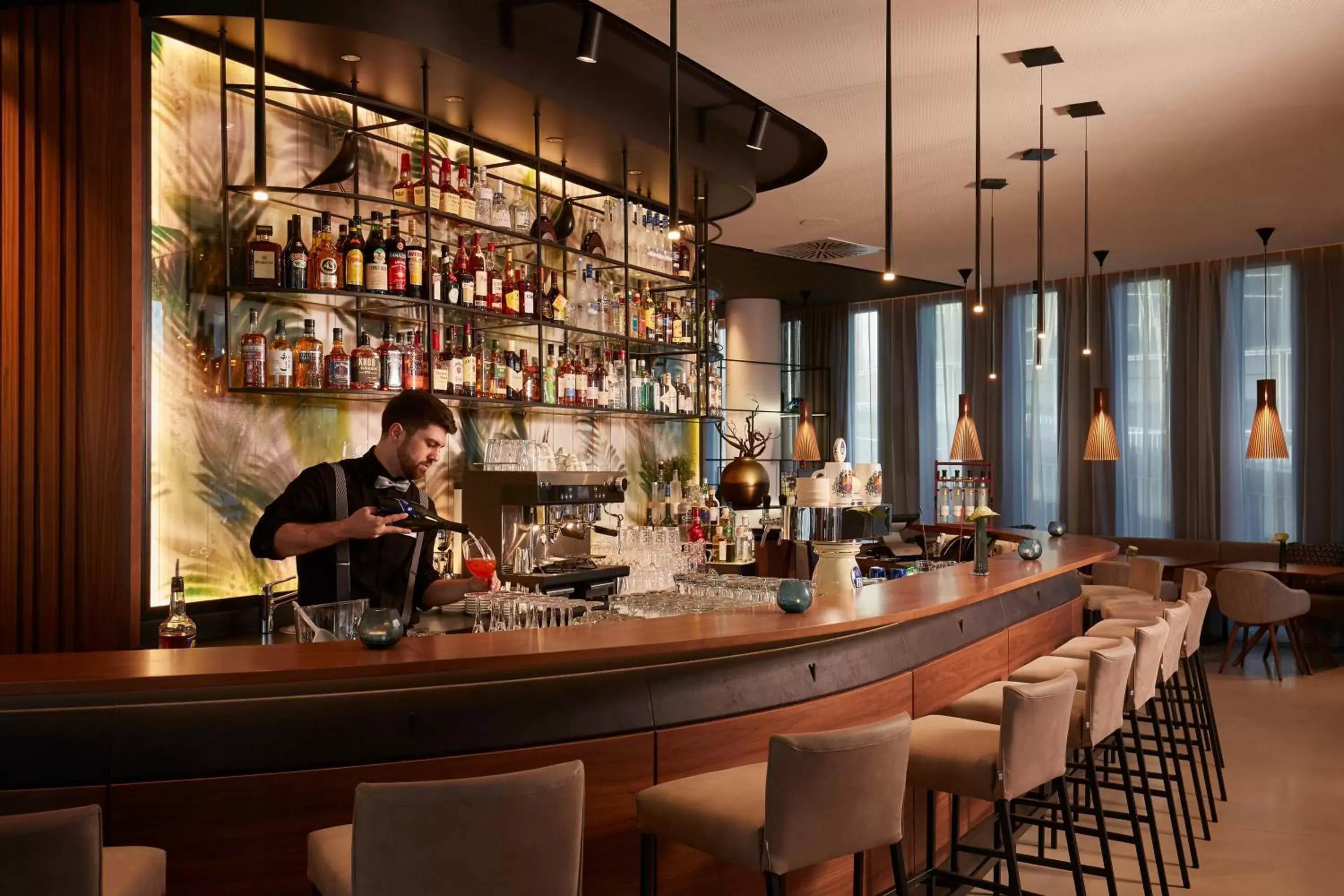 Lounge or bar in HYPERION Hotel München Lounge or bar in HYPERION Hotel München