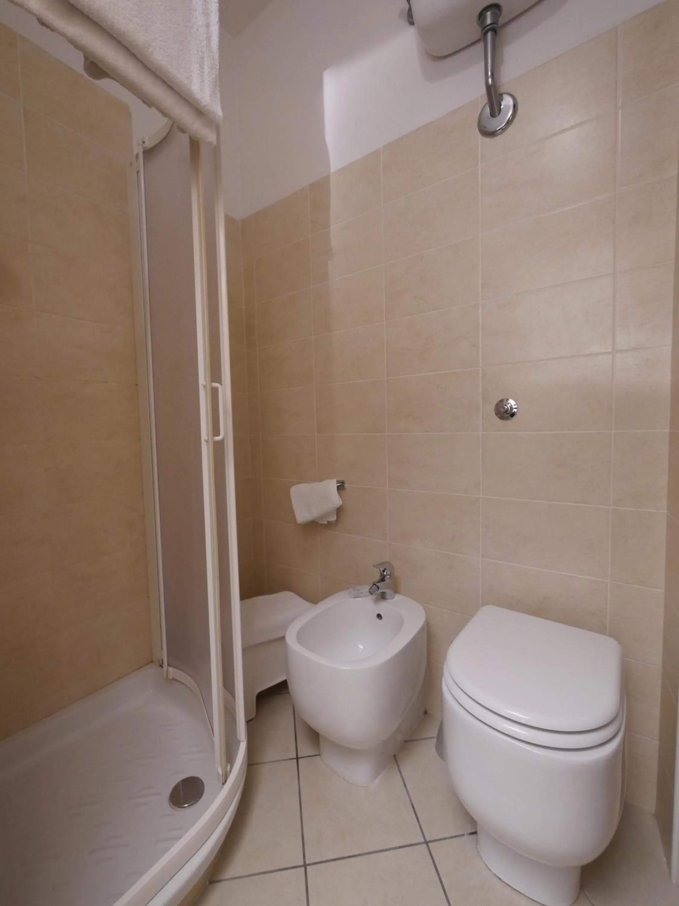 Shower in Hotel Careggi