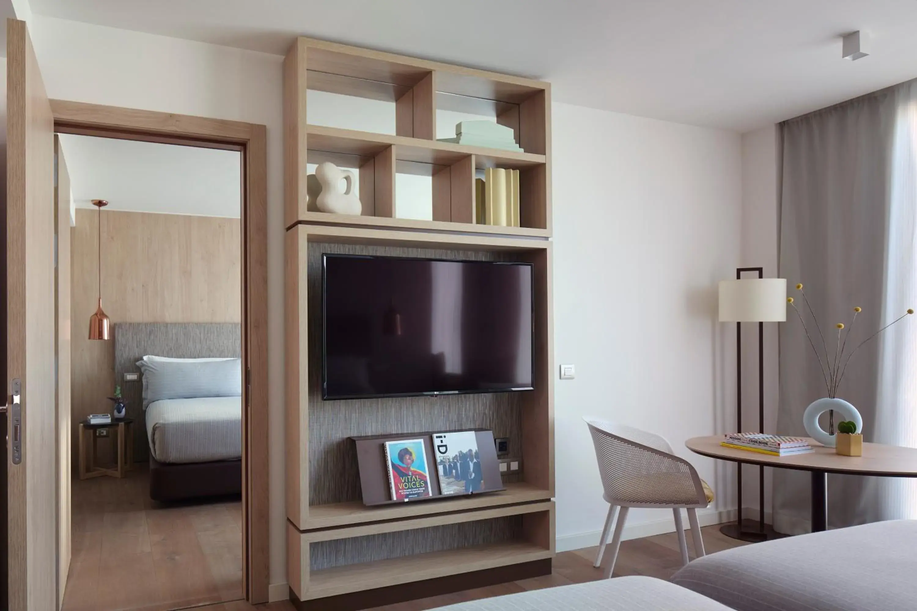 Bed, TV/Entertainment Center in ME Barcelona