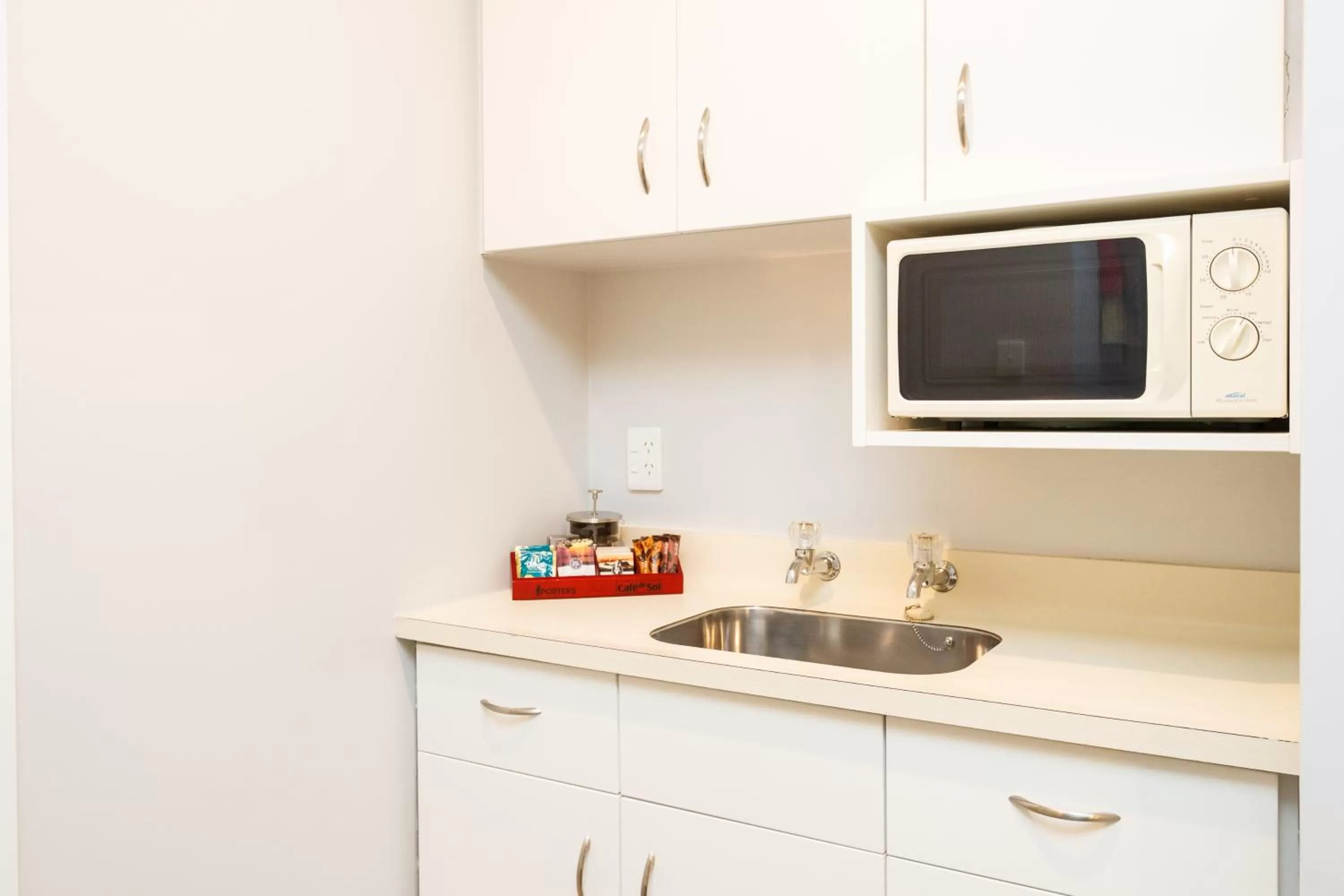 Double or Twin Studio in Avenue Motel Palmerston North