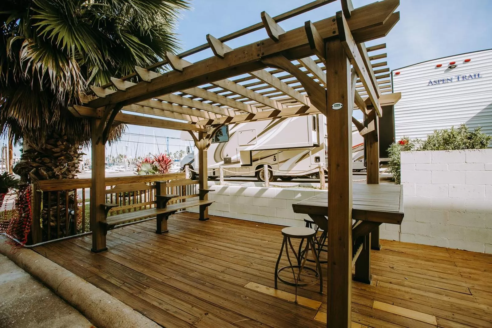 Patio in Scottish Inn & Suites - Kemah Boardwalk