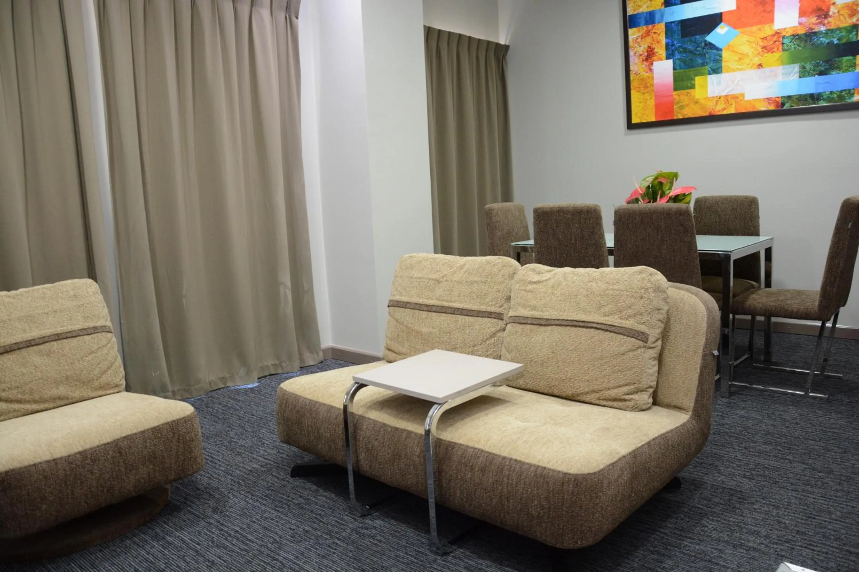 Living room in Ratsun Nadi Airport Apartment Hotel