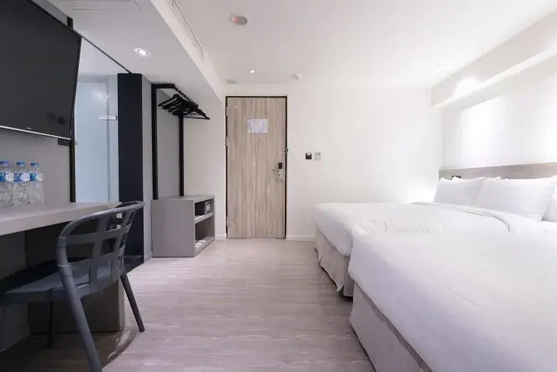 Bed in KEEBE Hotel Bed in KEEBE Hotel