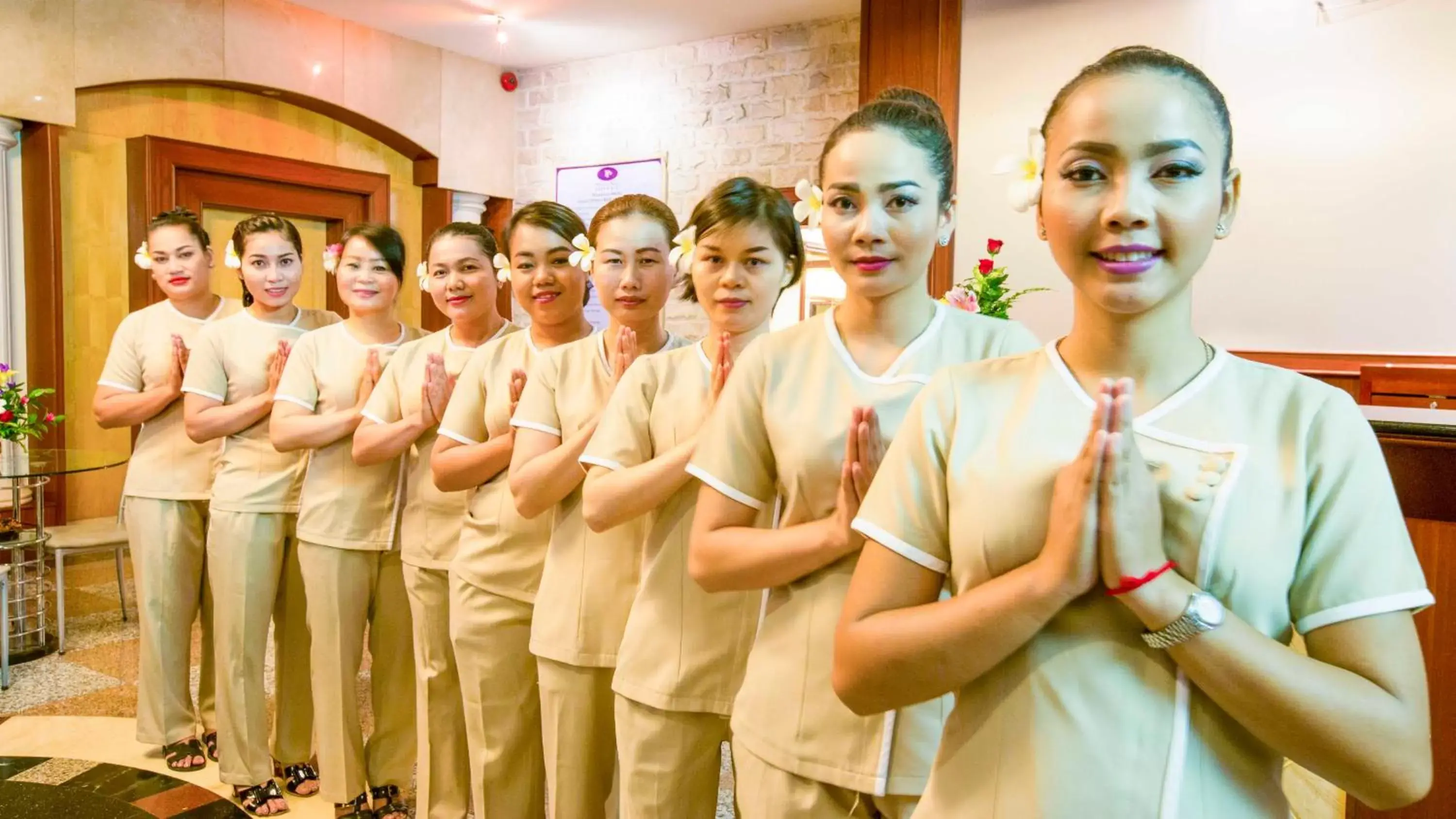 Spa and wellness centre/facilities, Staff in Phnom Penh Hotel