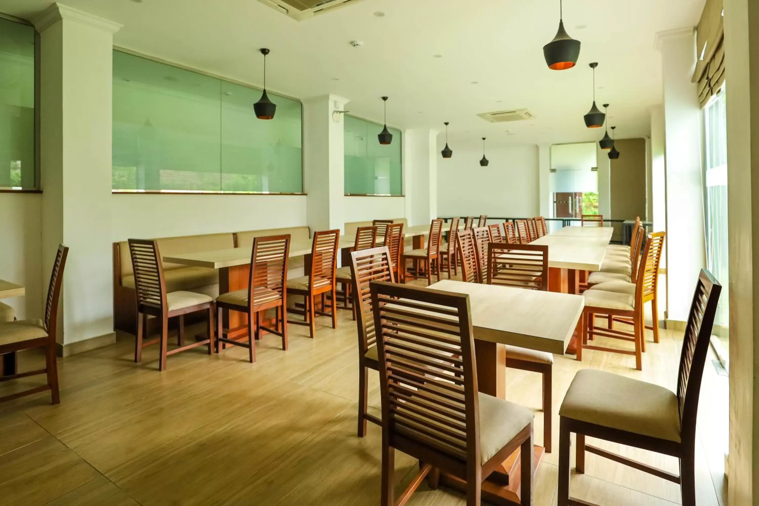Restaurant/places to eat in Hotel Ganthera Kandy Restaurant/places to eat in Hotel Ganthera Kandy