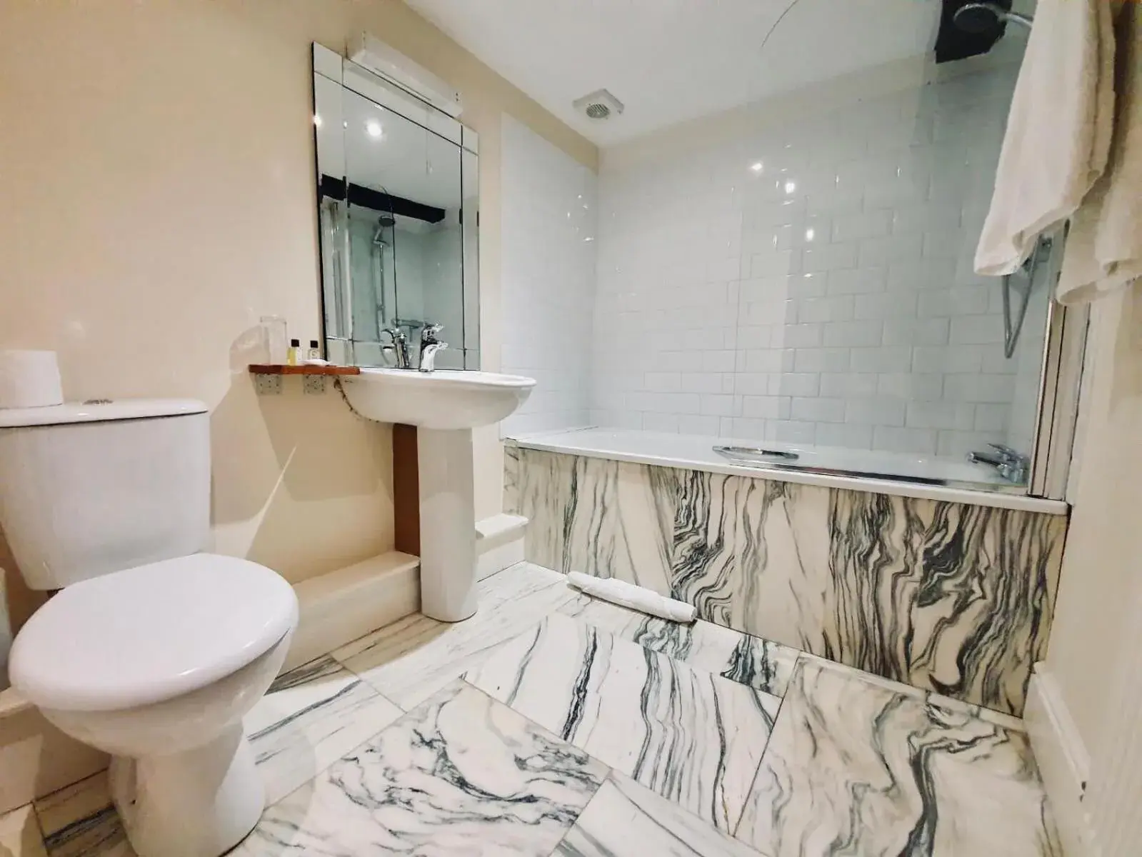 Bathroom in The Old Lodge