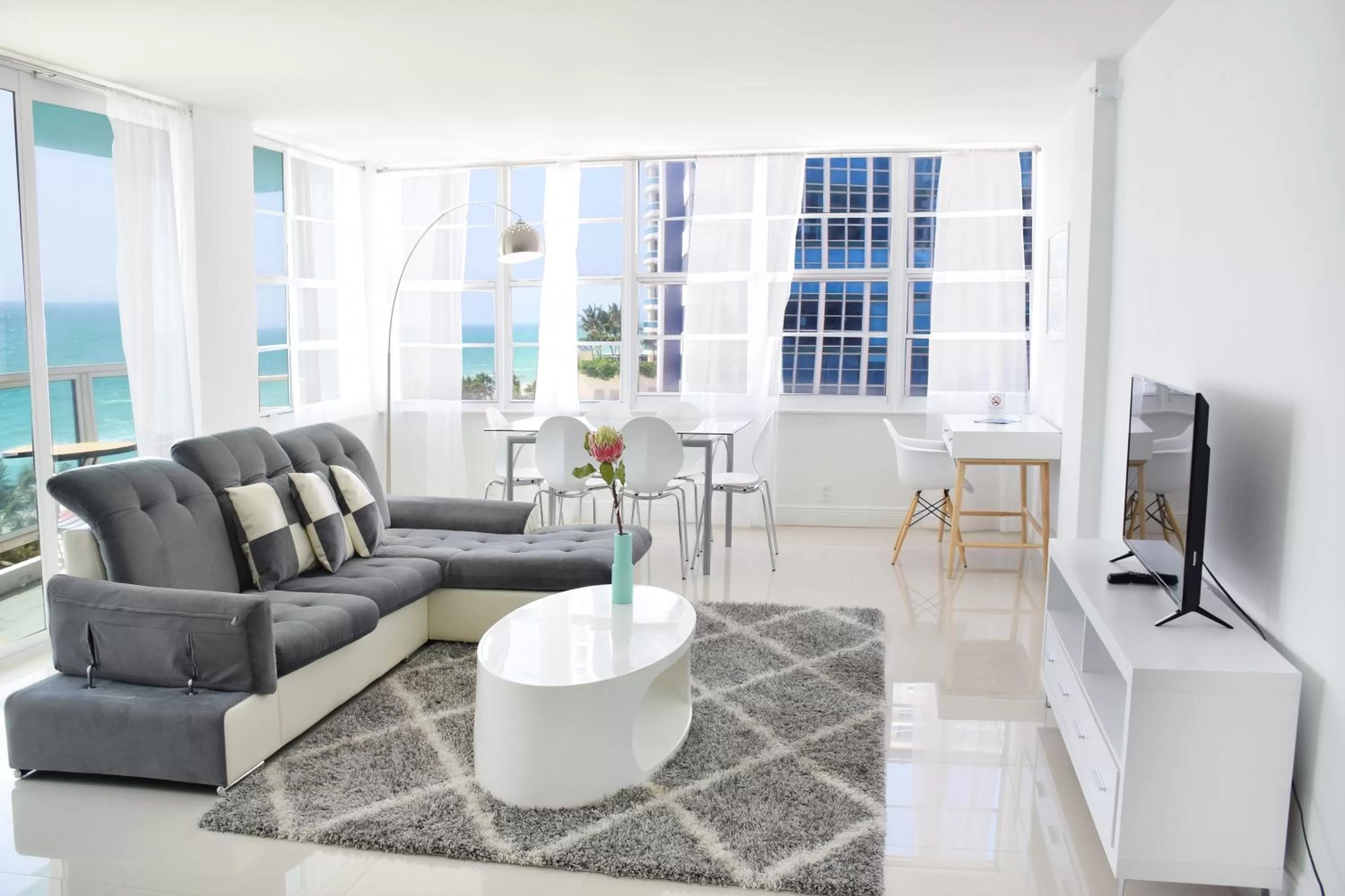 Living room in Seacoast Suites on Miami Beach