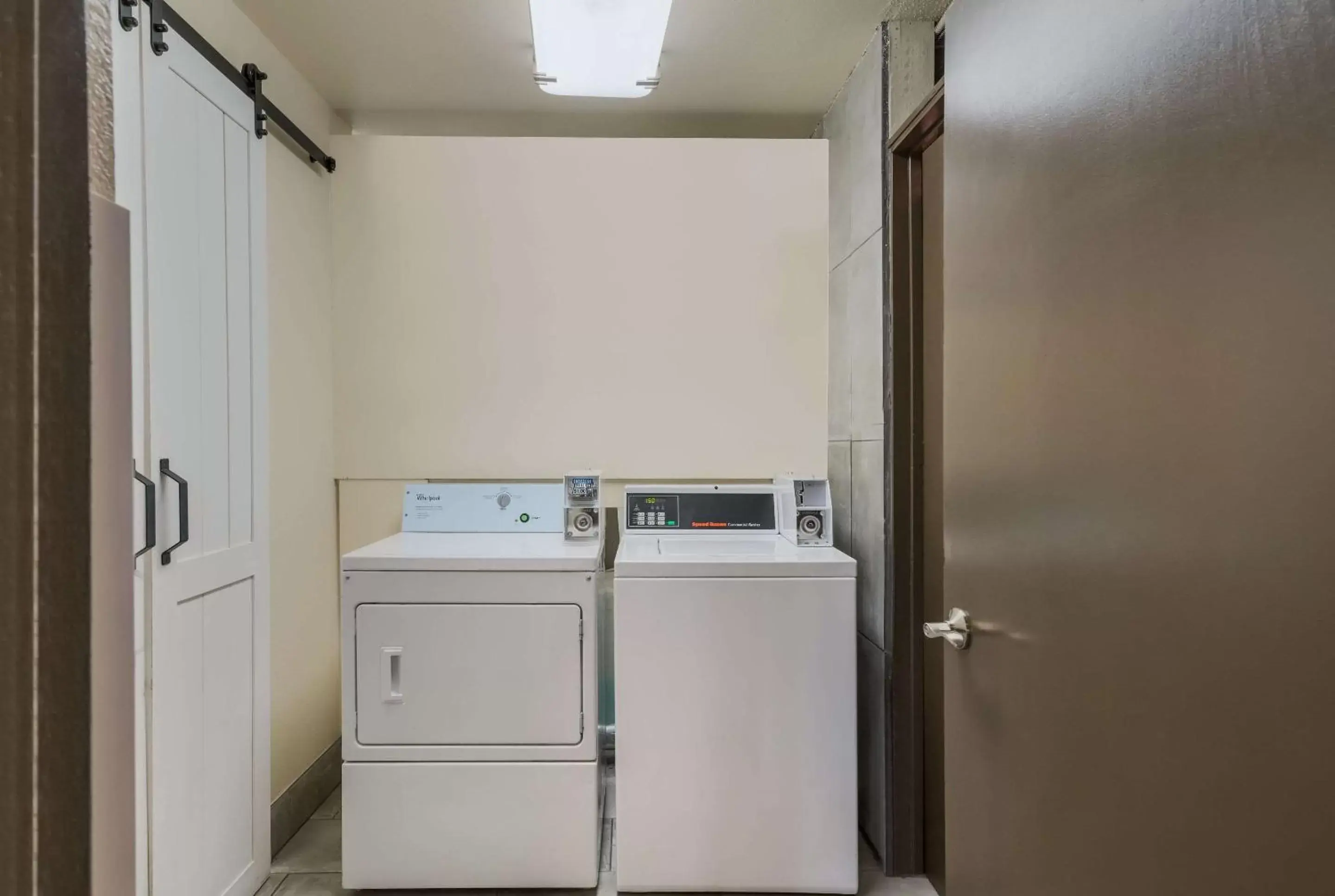 Other, Kitchen/Kitchenette in Comfort Inn Gilroy