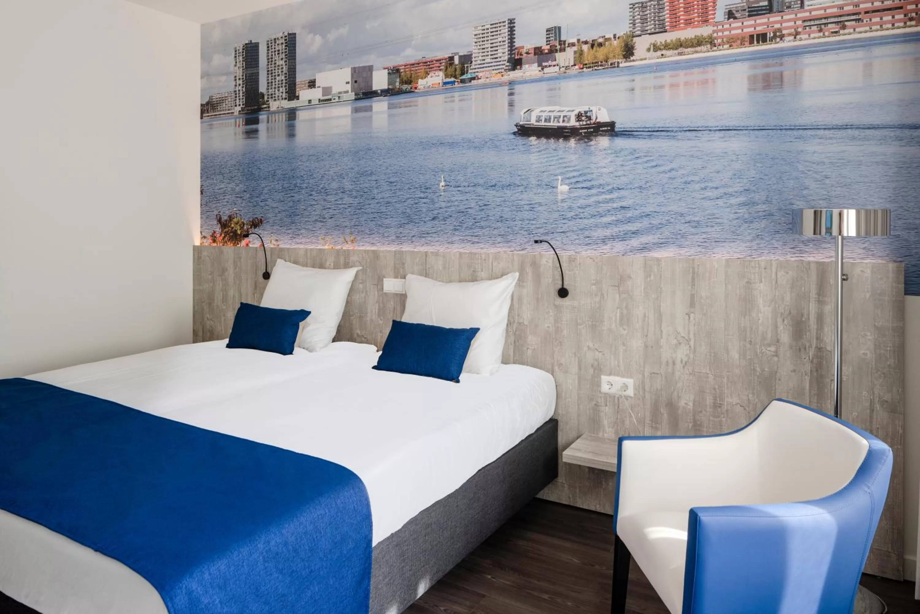 Bedroom, Bed in ibis Styles Almere