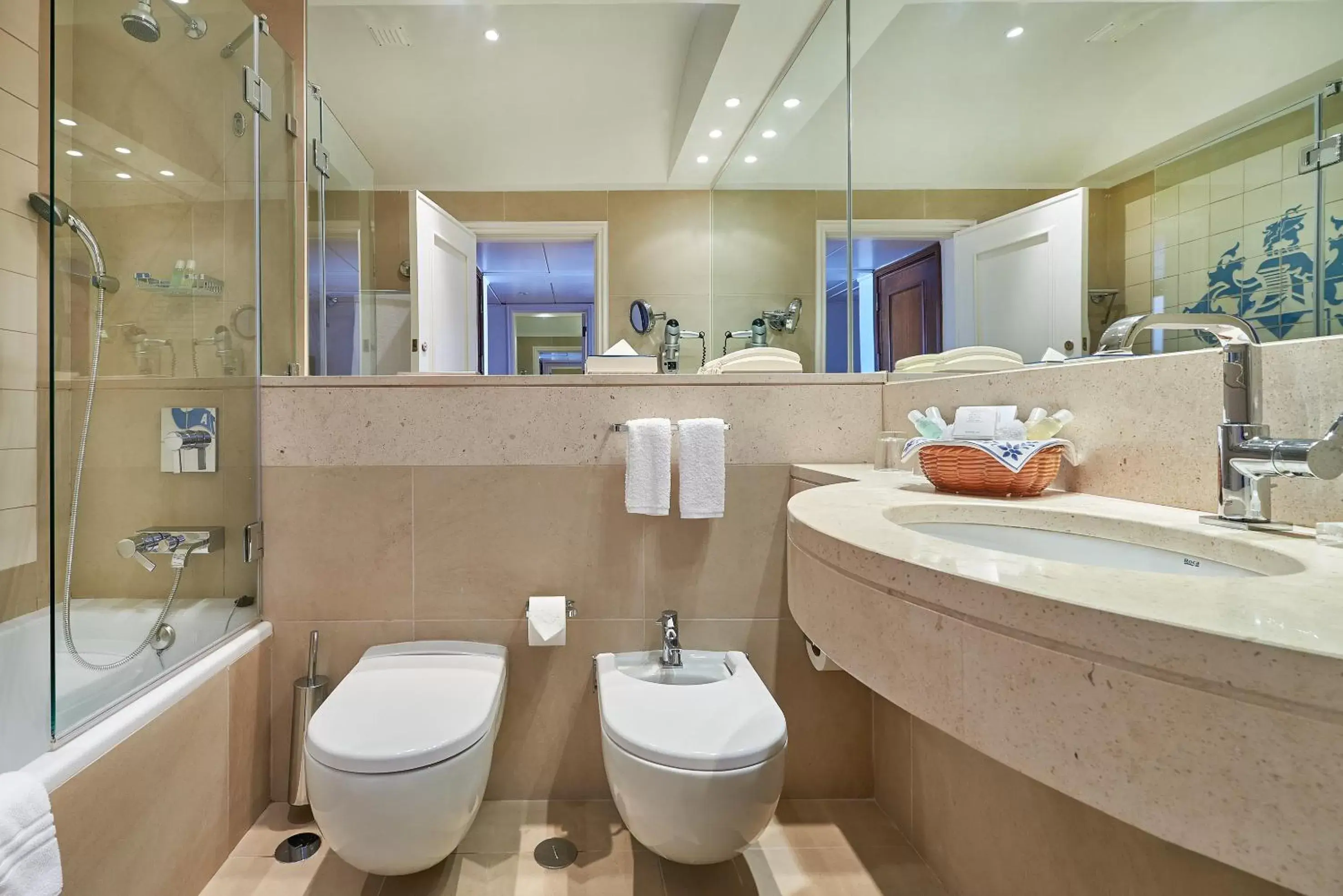 Toilet, Bathroom in Penina Hotel & Golf Resort