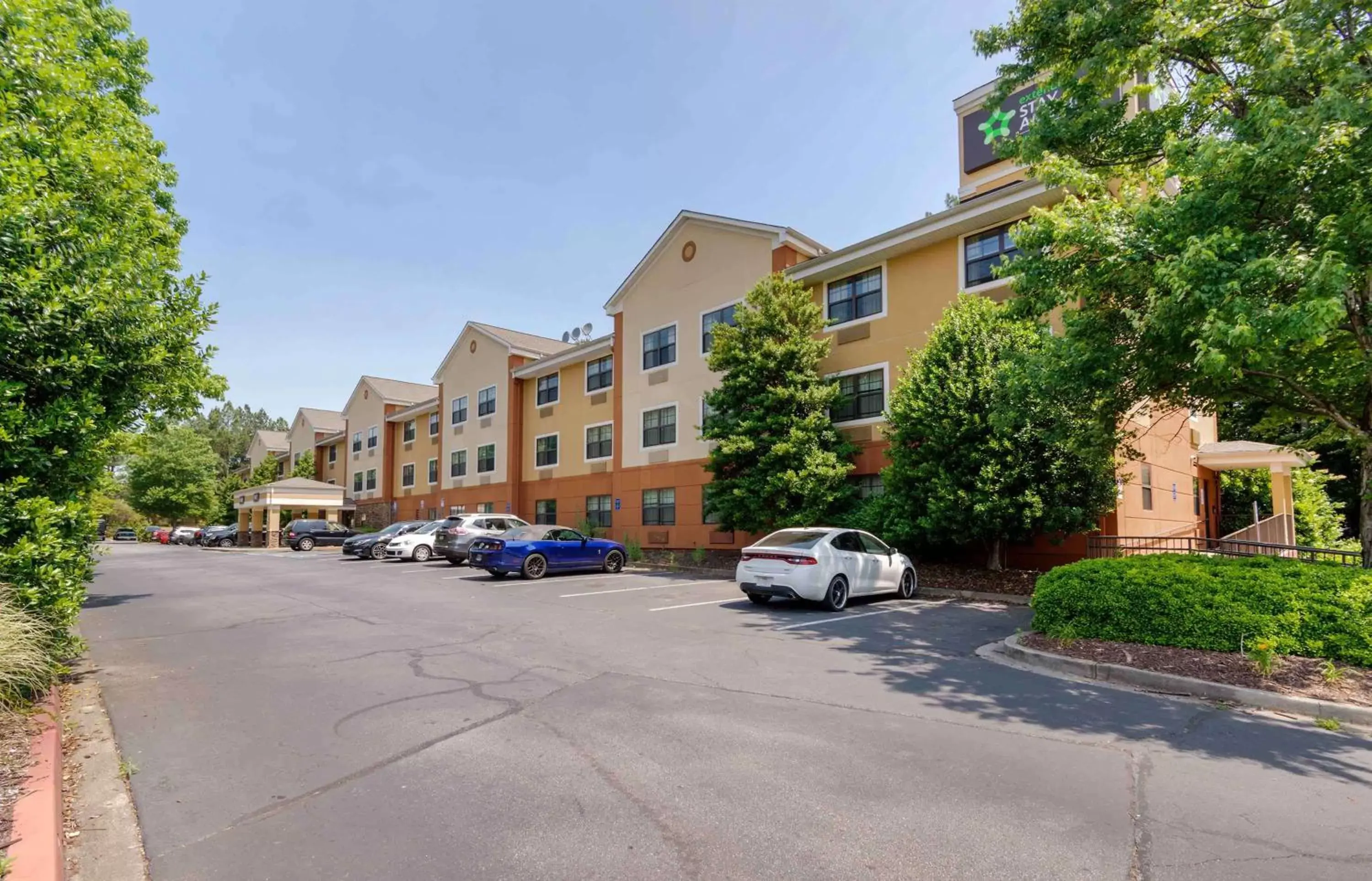 Property Building in Extended Stay America Suites - Atlanta - Marietta - Windy Hill