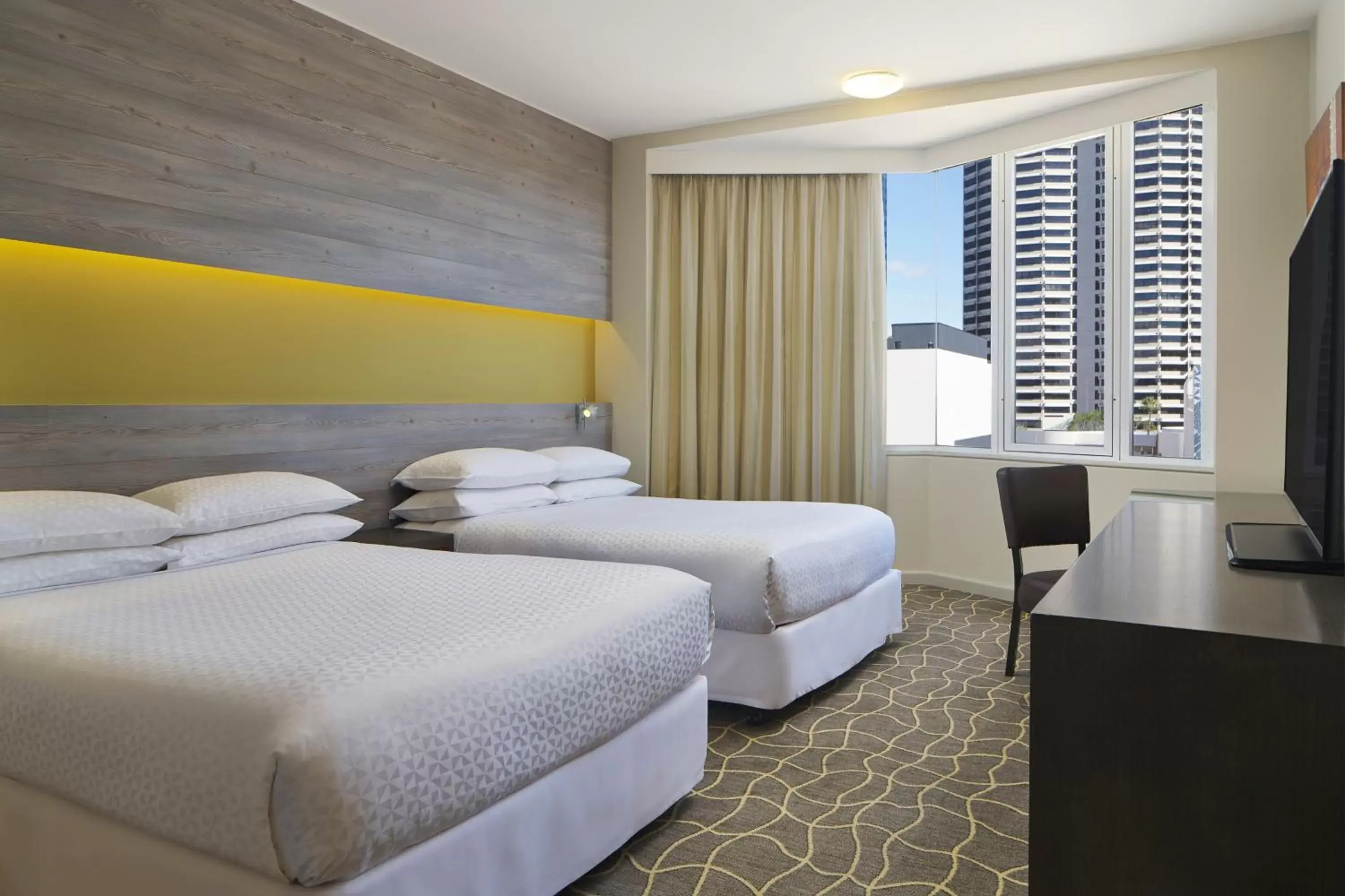 City view, Bed in Four Points by Sheraton Perth