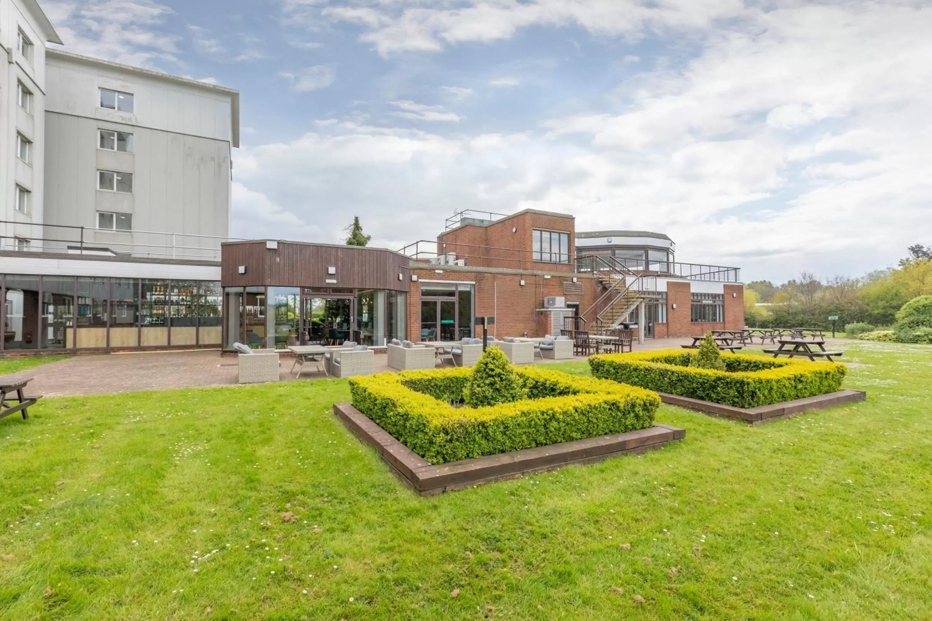 Property Building in Holiday Inn Basildon, an IHG Hotel