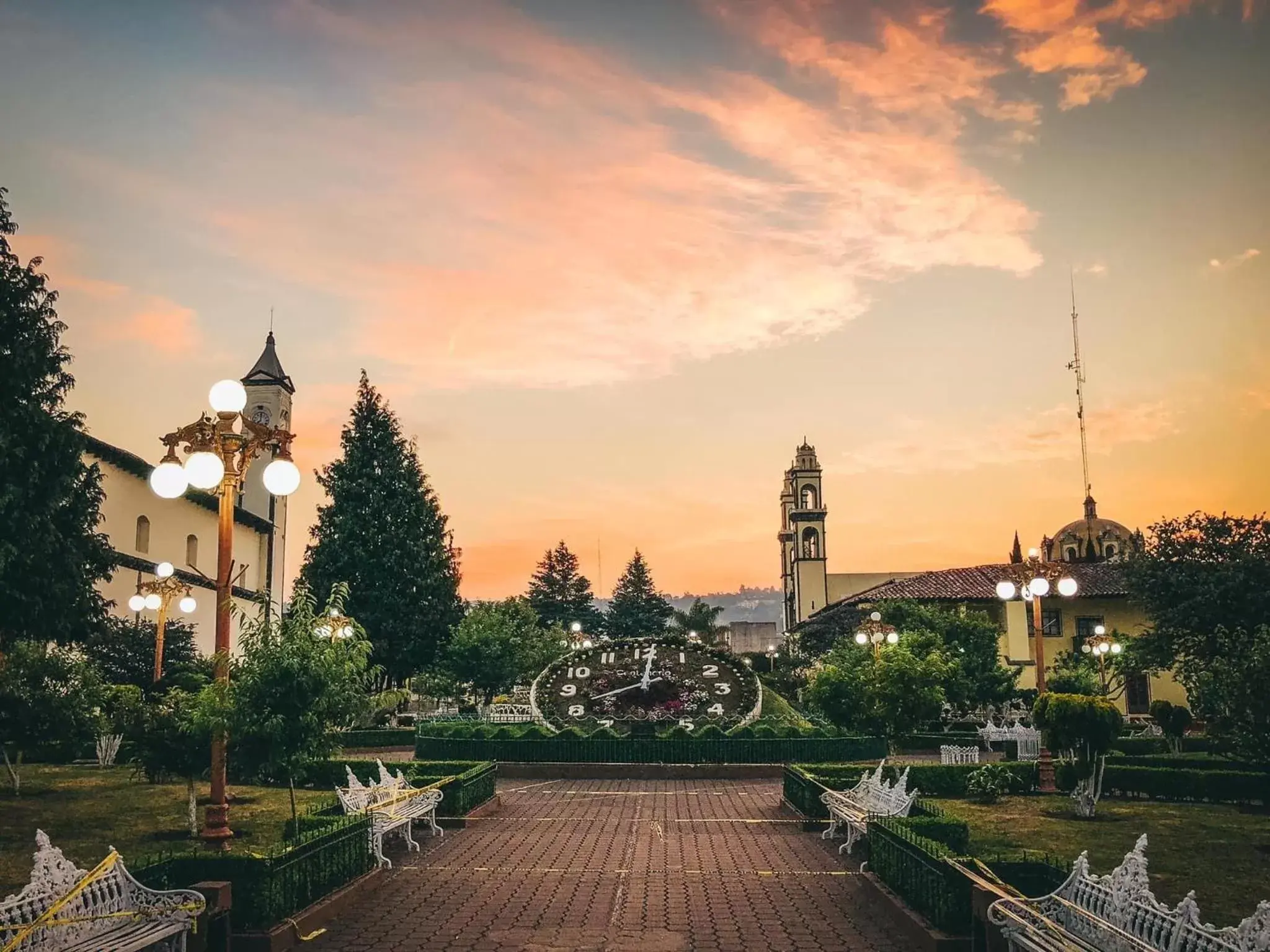 Nearby landmark in HOTEL LA GRAN MANZANA