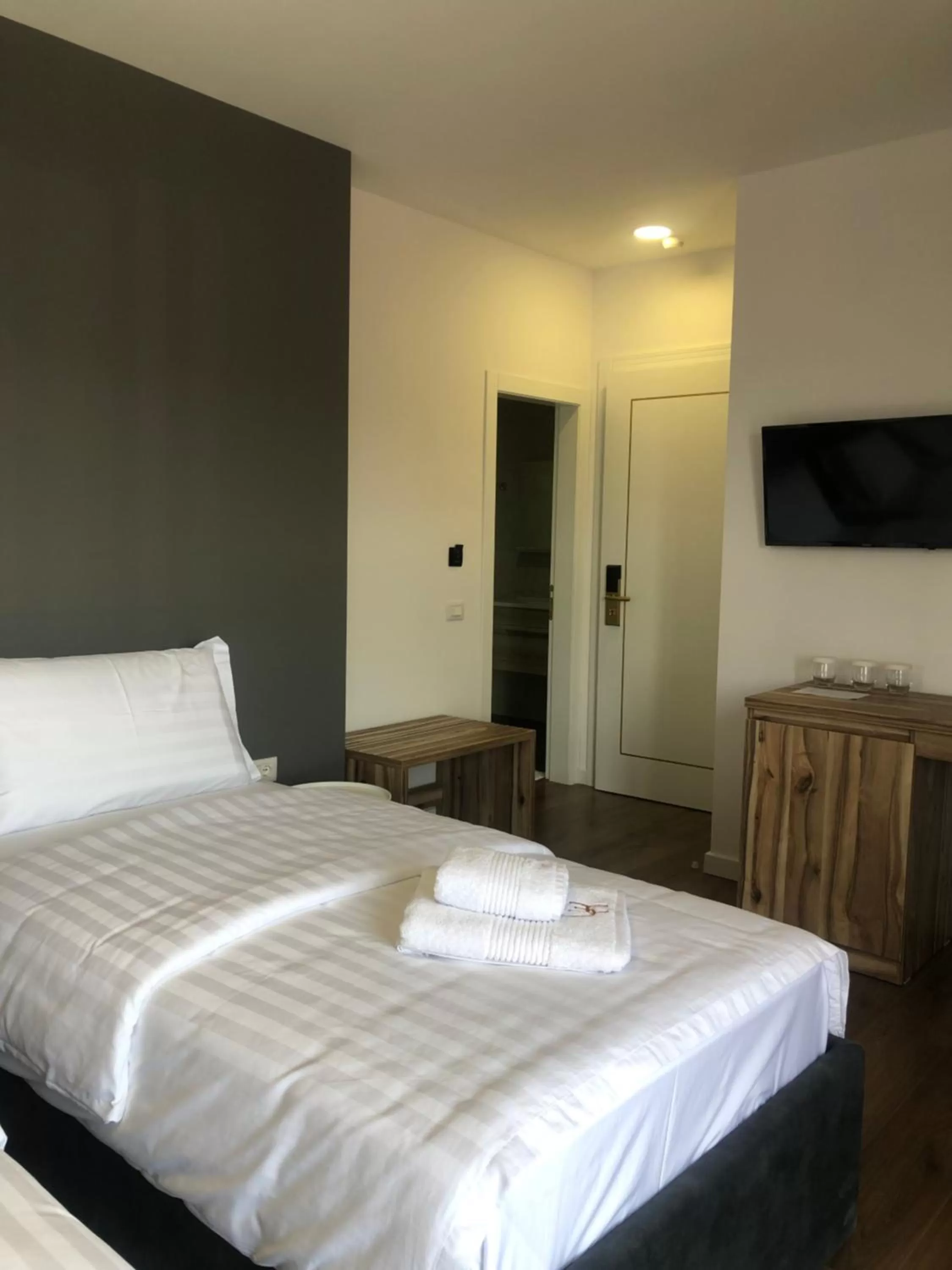 Bed in Grand Hotel Pogradec