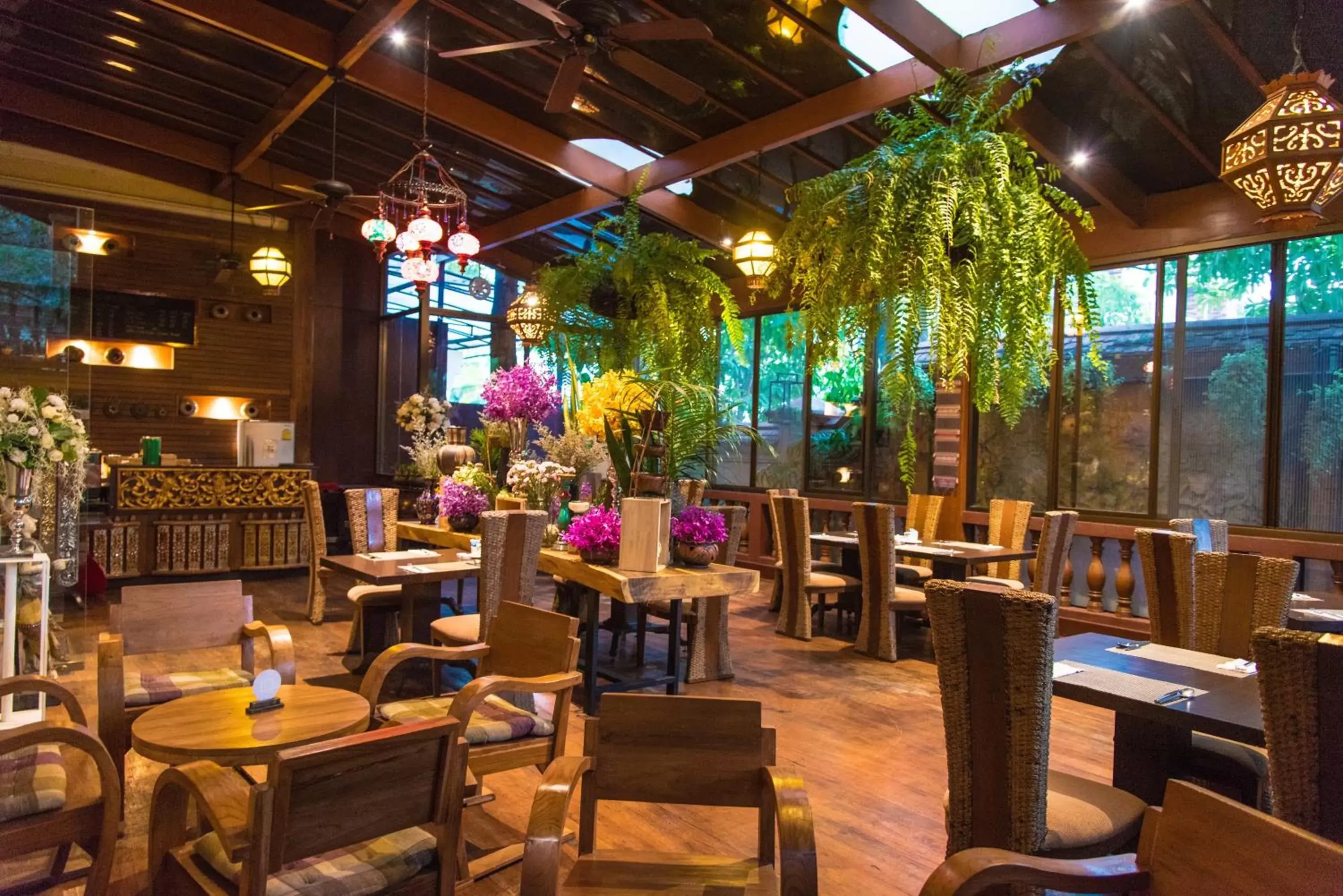 Restaurant/Places to Eat in Centara Khum Phaya Resort & Spa, Centara Boutique Collection