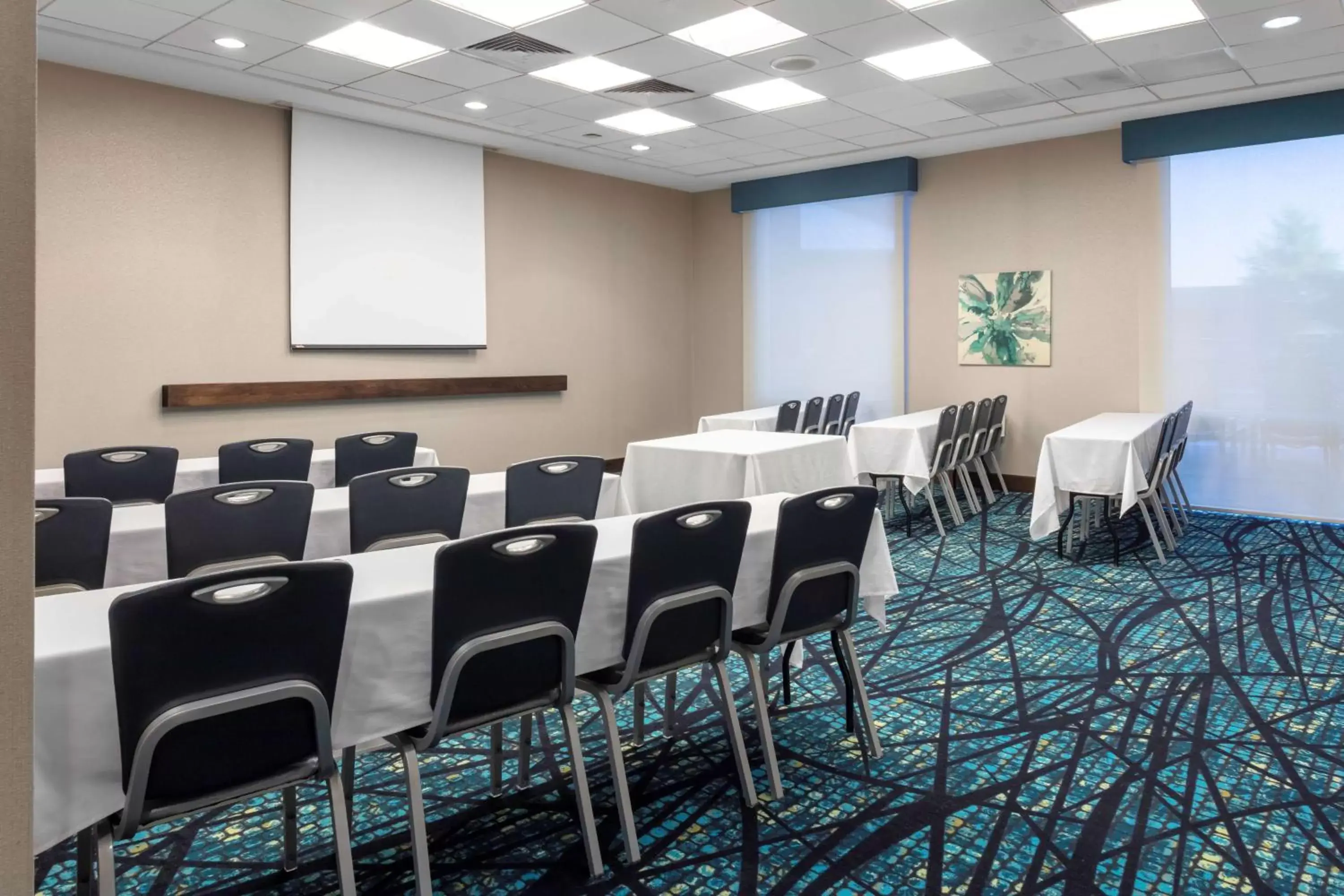 Meeting/conference room in Homewood Suites by Hilton Phoenix Airport South