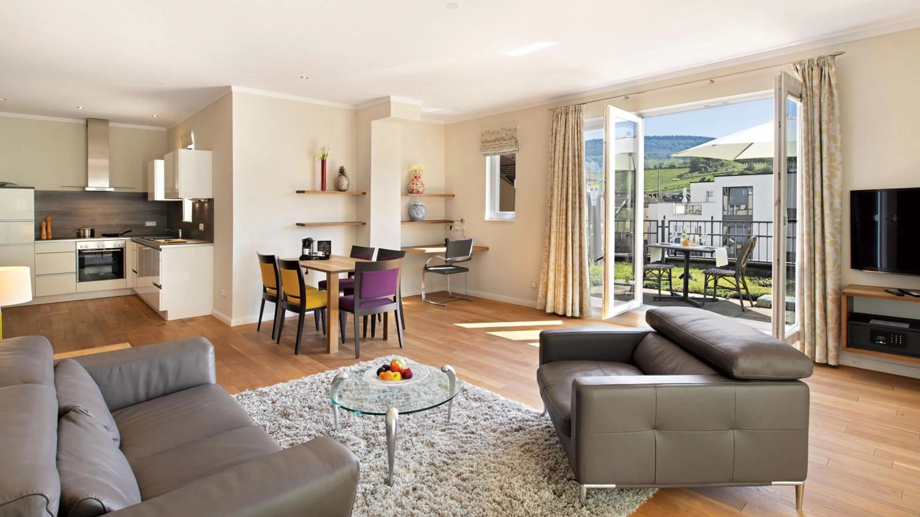 TV and multimedia in Hotel Villa Toskana