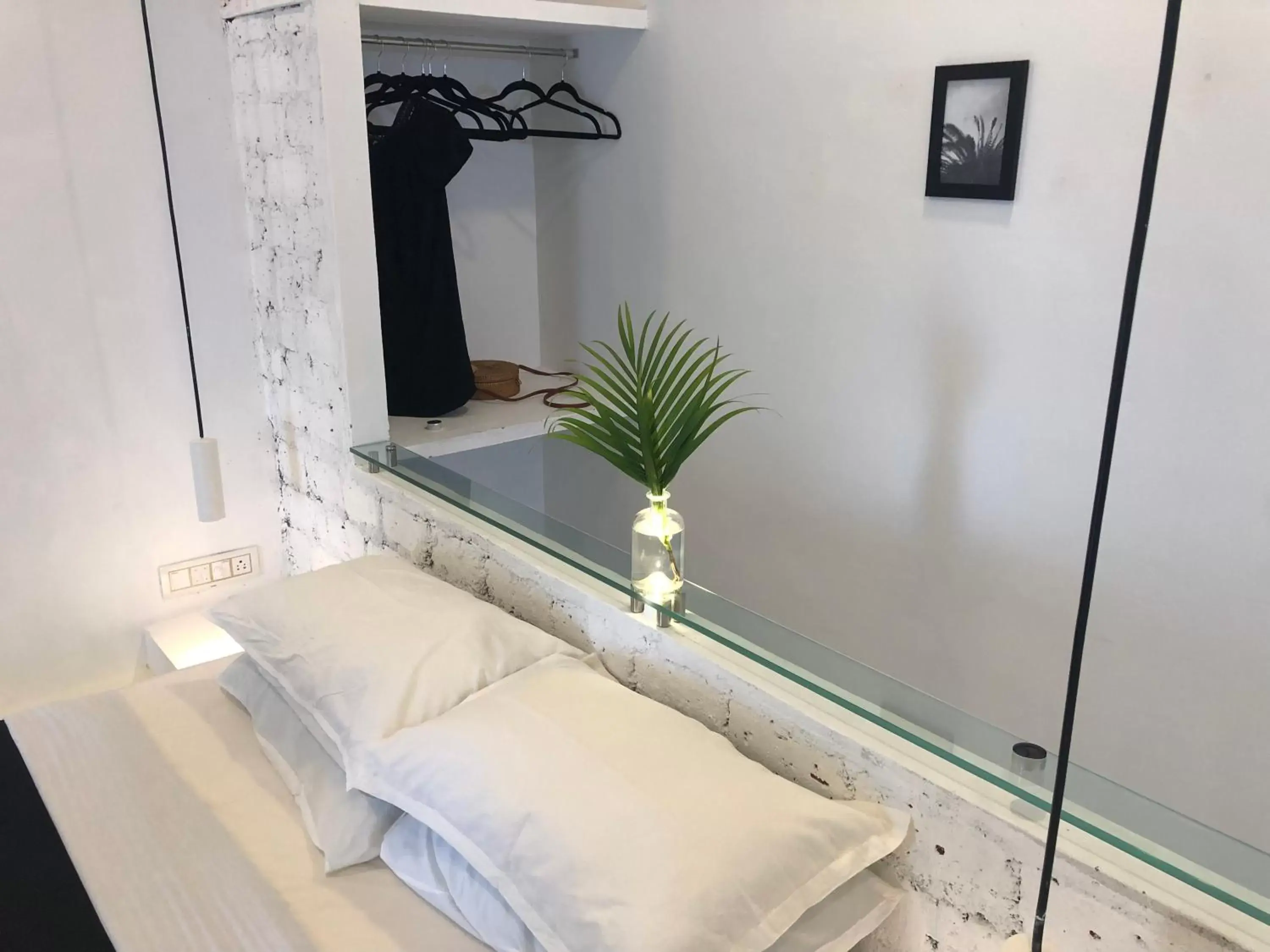 Bedroom, Bed in Satta Beach Residence Bedroom, Bed in Satta Beach Residence