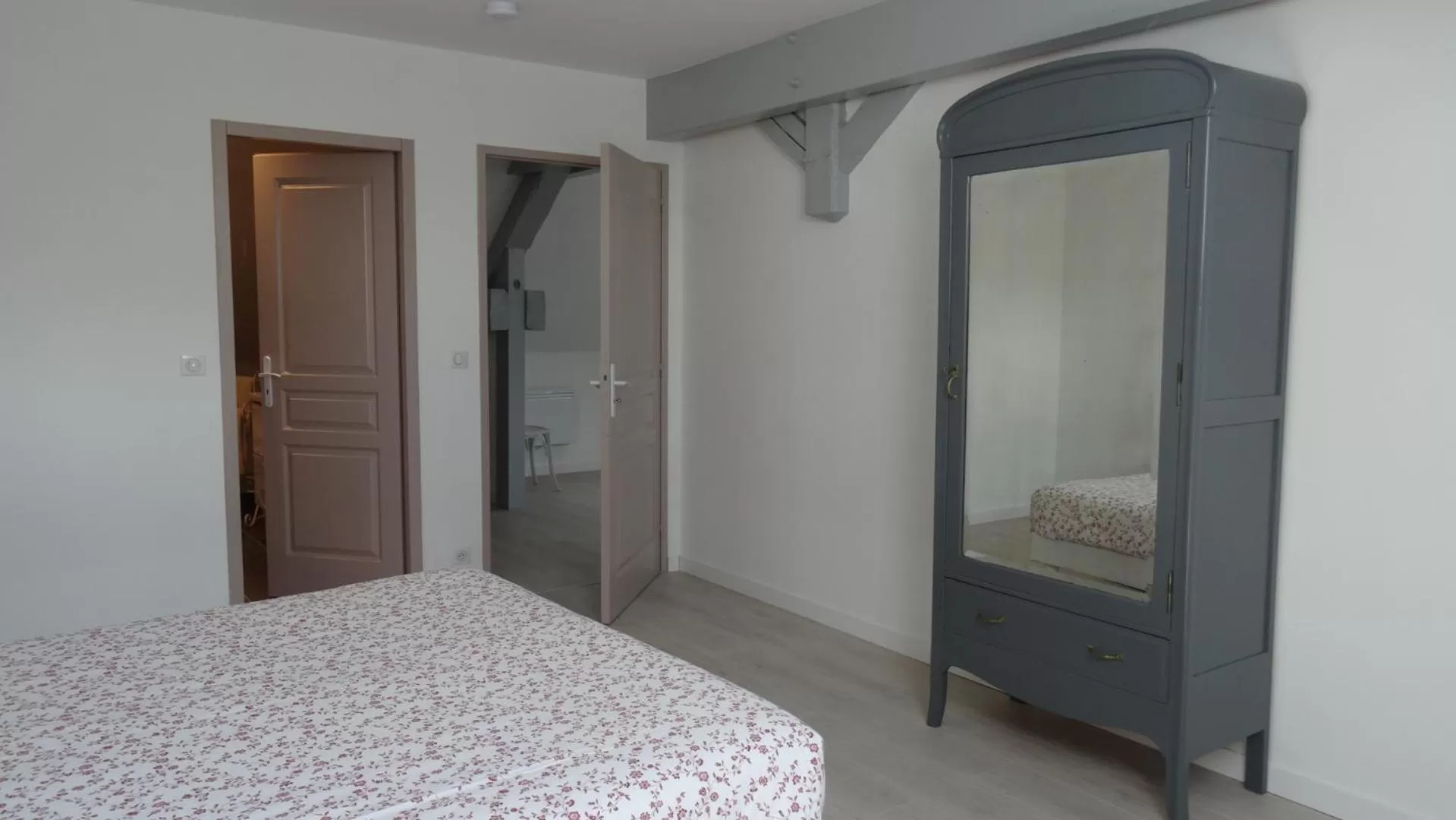 Photo of the whole room, Bed in Chambres d'hotes Maison Gille