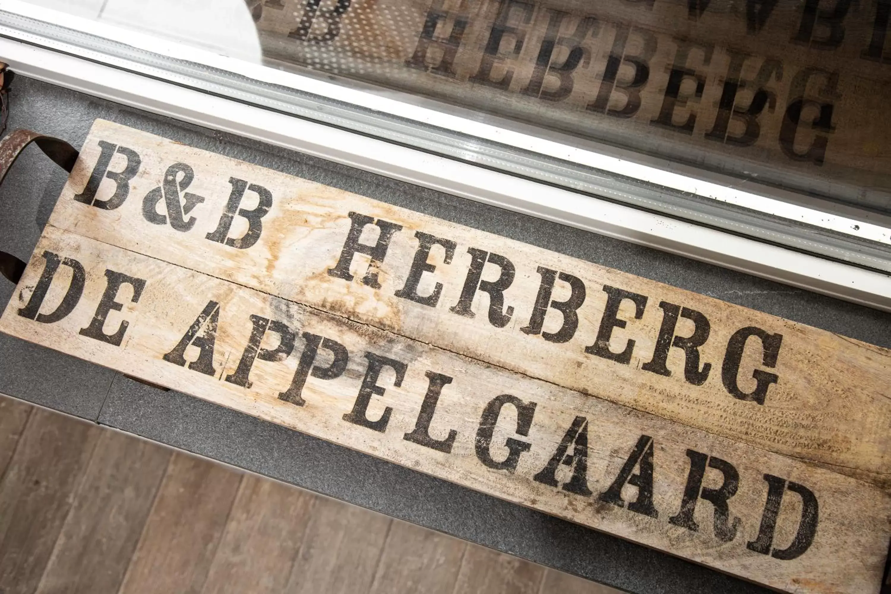 Decorative detail, Property Logo/Sign in Herberg de Appelgaard