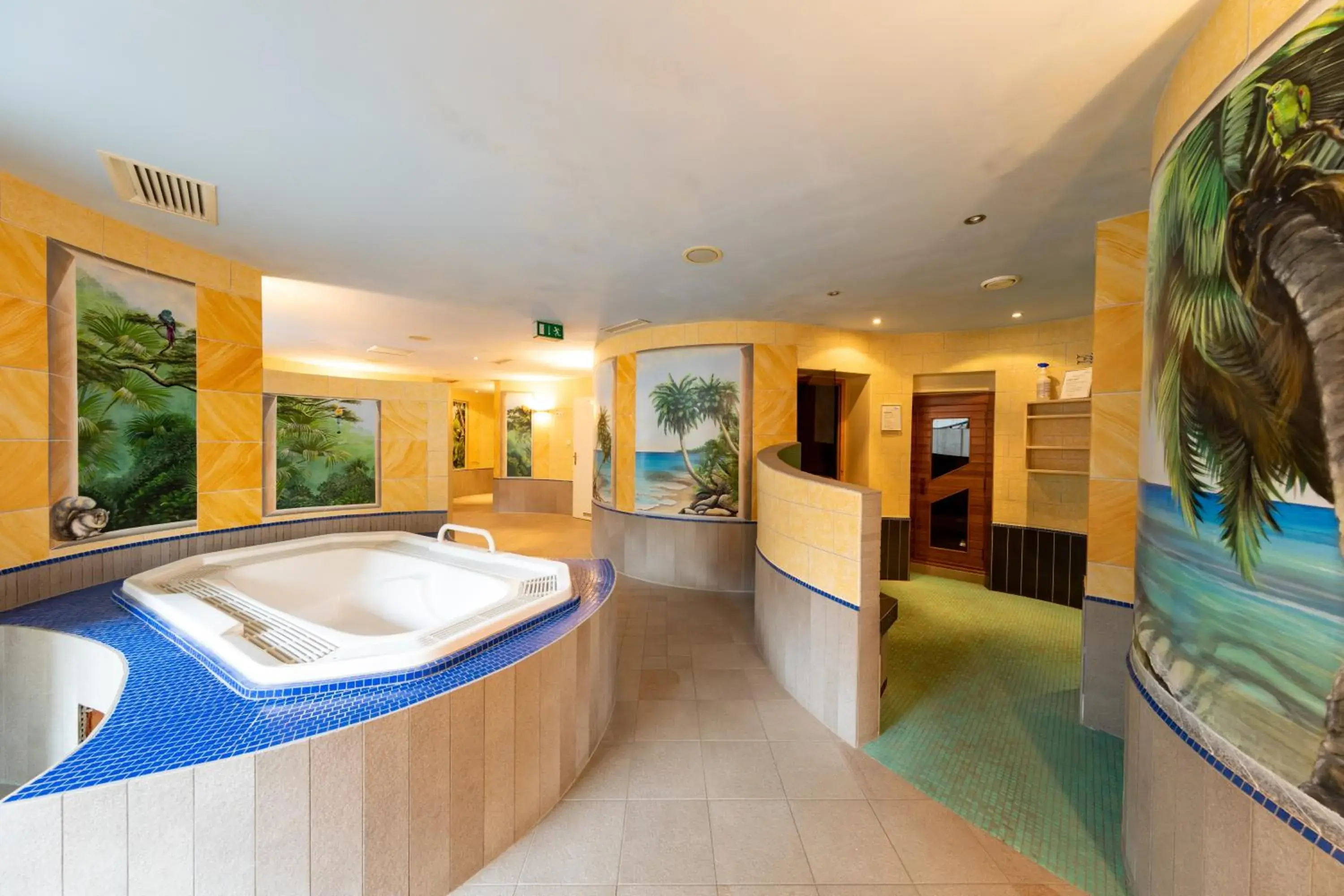 Spa and wellness centre/facilities, Swimming Pool in Hotel Bokan Exclusiv