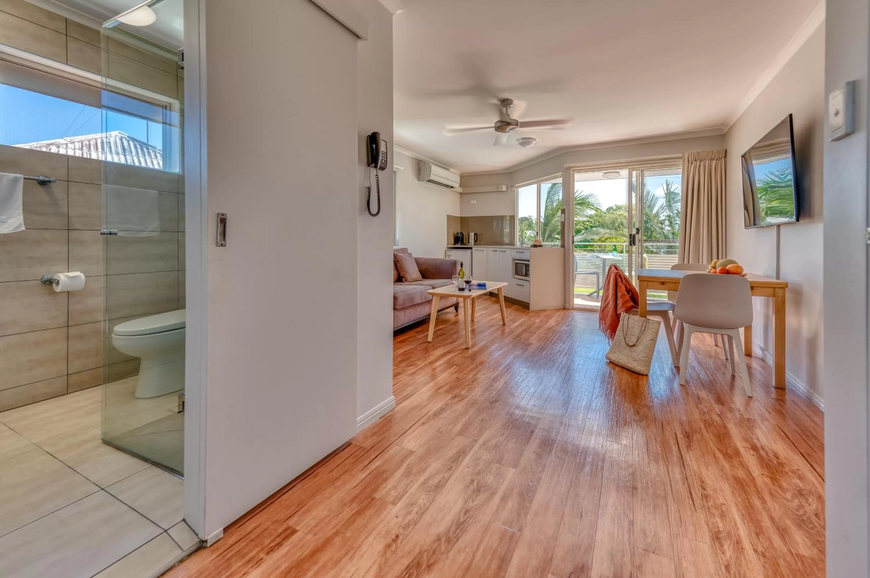 Lounge or bar in Noosa Sun - On the Noosa River